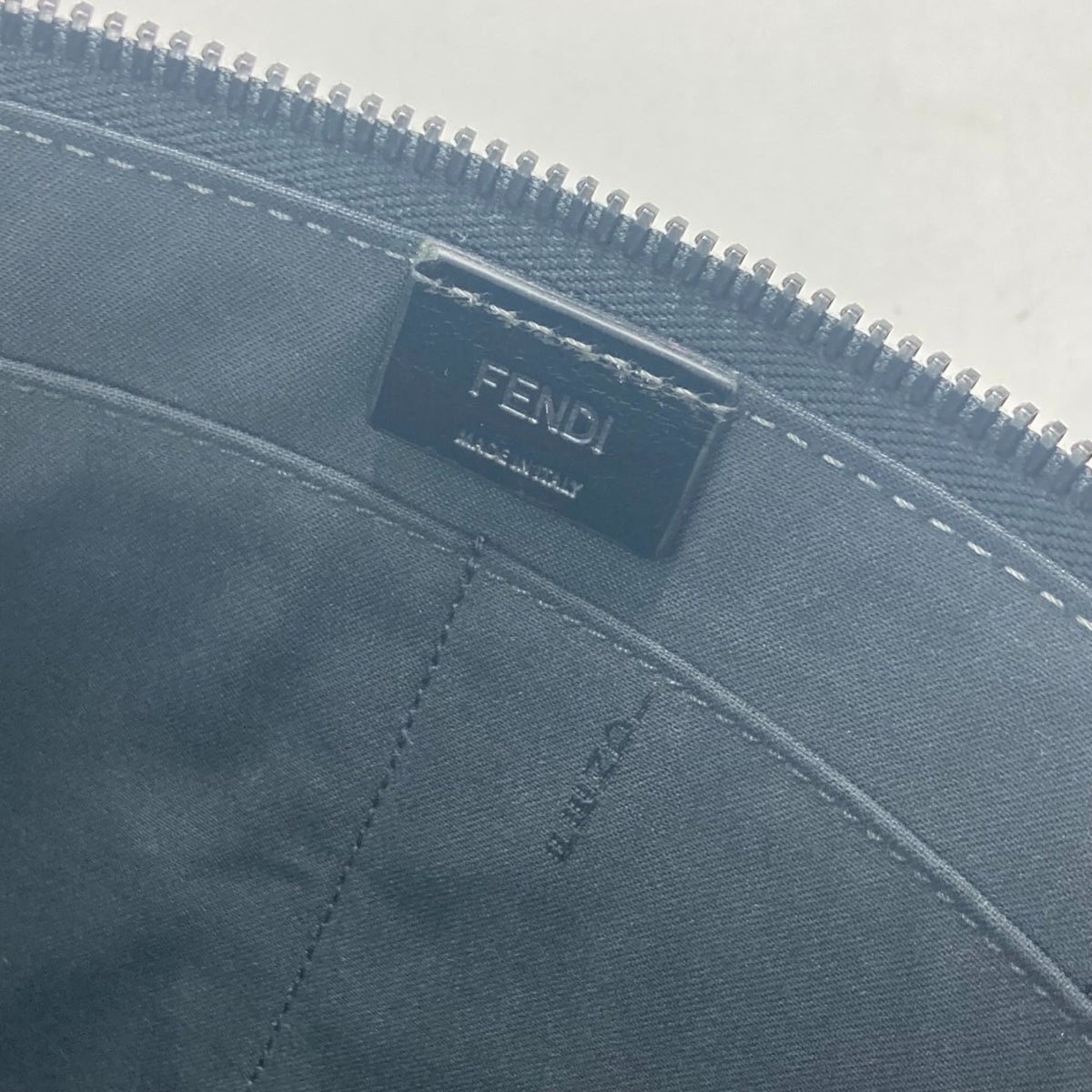 Fendi Gray Leather Clutch Bag (Pre-Owned)