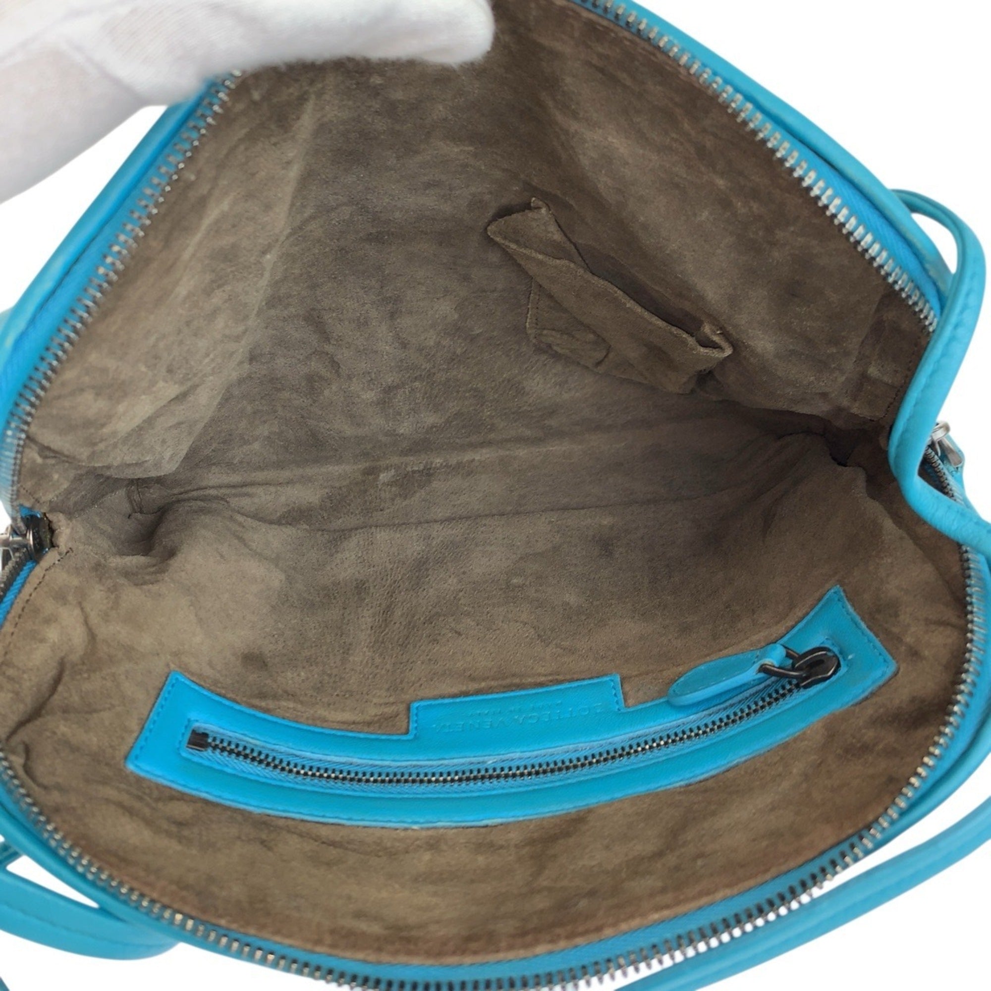 Bottega Veneta Turquoise Leather Pochette Shoulder Bag (Pre-Owned)