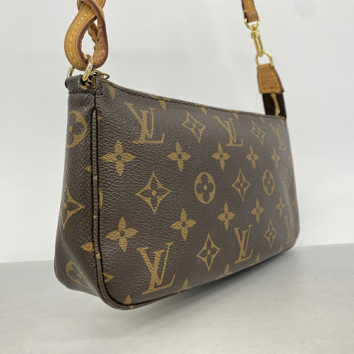 Louis Vuitton Brown Pouch (Pre-Owned)