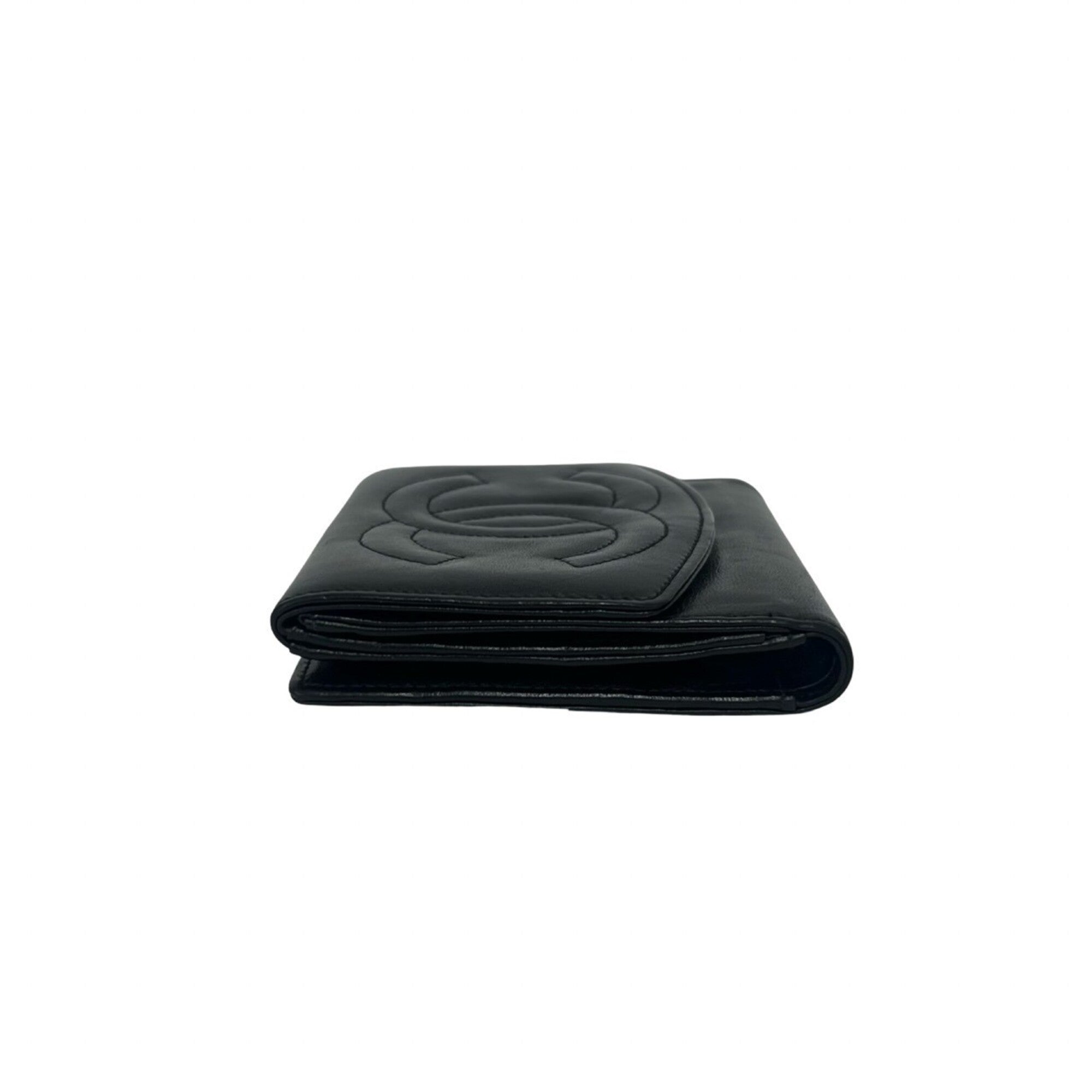Chanel Black Leather Wallet (Bi-Fold) (Pre-Owned)