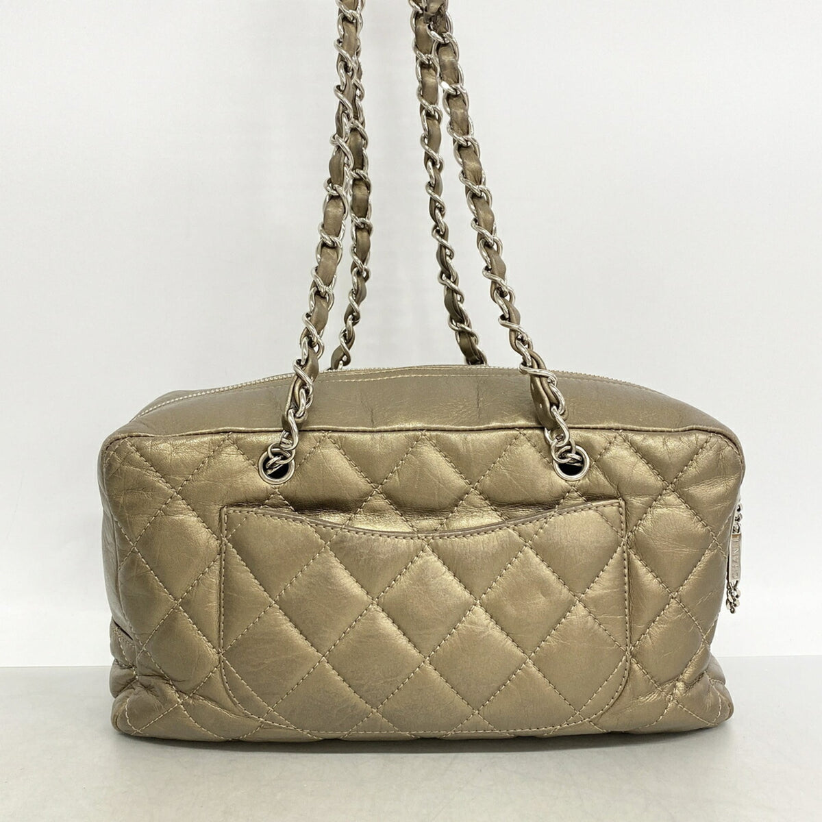 Chanel Gold Leather Shoulder Bag (Pre-Owned)
