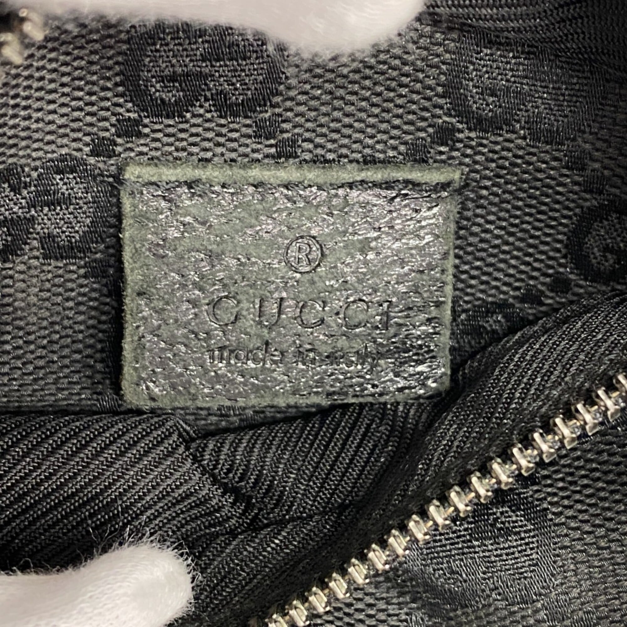 Gucci Black Canvas Fanny Pack (Pre-Owned)