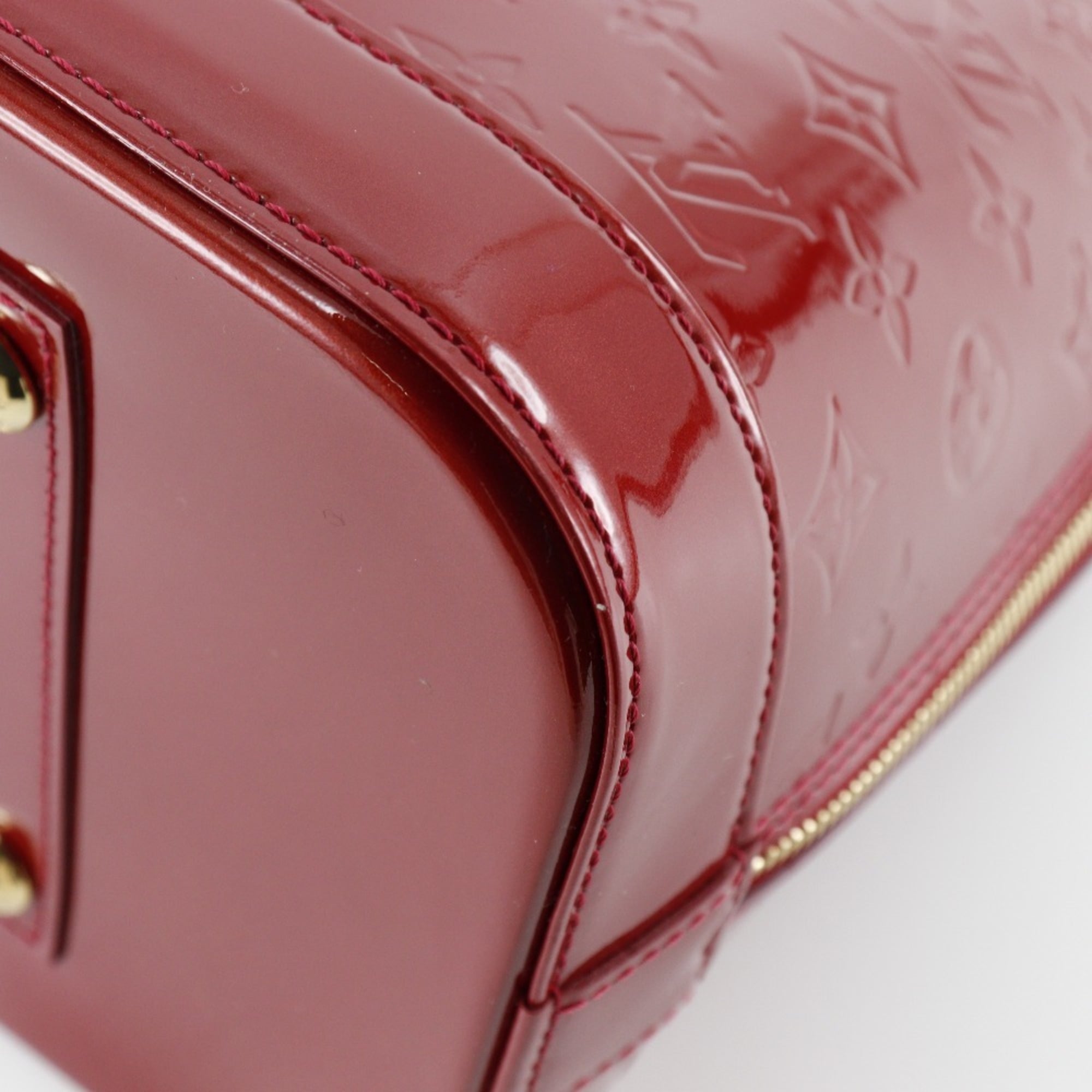 Louis Vuitton Pomme D'amour Red Color Vernis Handbag (Pre-Owned)