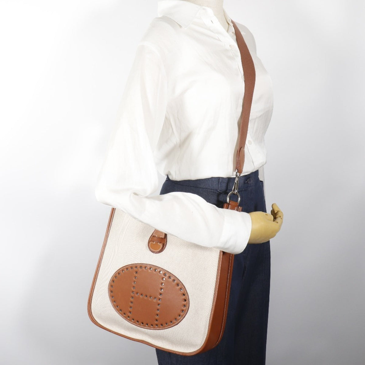 Hermes Evelyne Brown Toile H Shoulder Bag (Pre-Owned)
