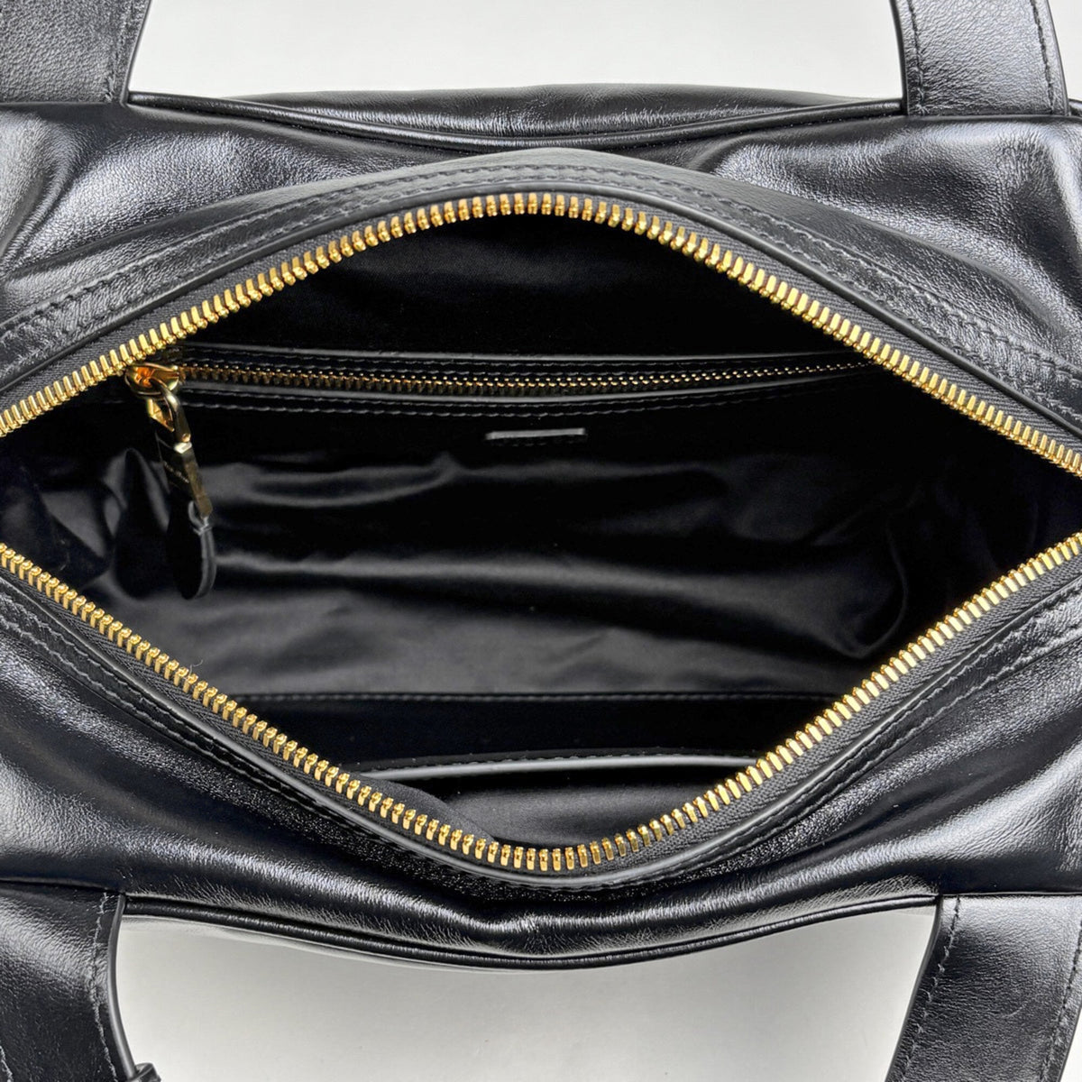 Miu Miu Black Leather Handbag (Pre-Owned)