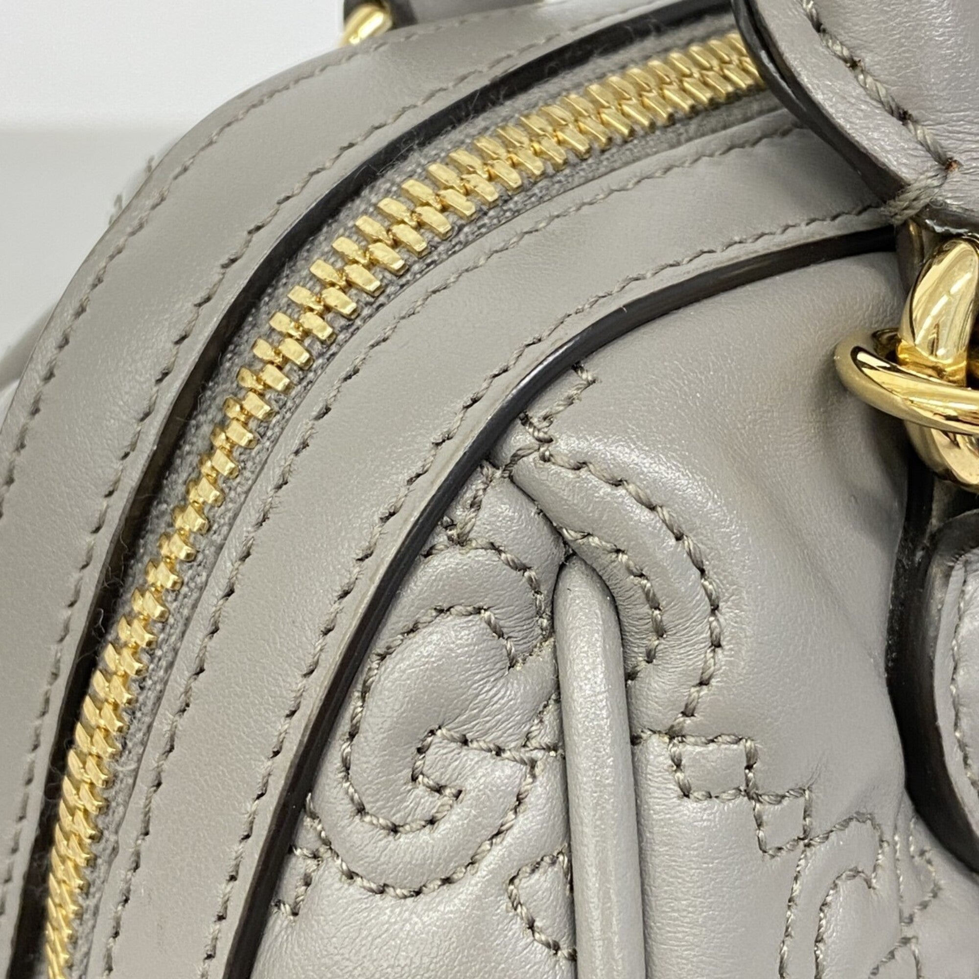 Gucci Gray Leather Handbag (Pre-Owned)