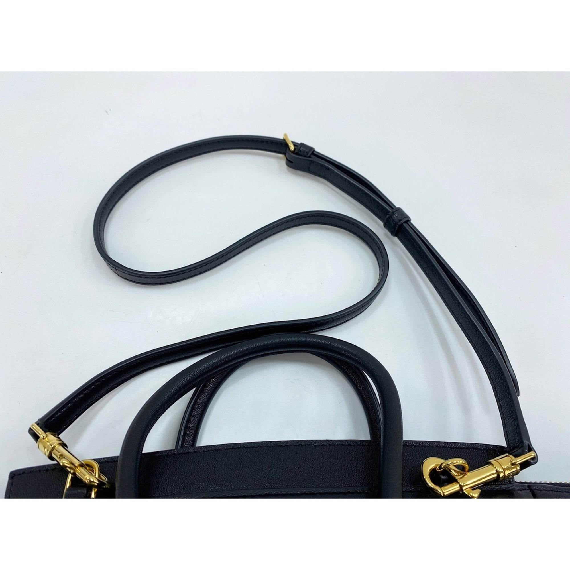 Celine Black Shoulder Bag (Pre-Owned)