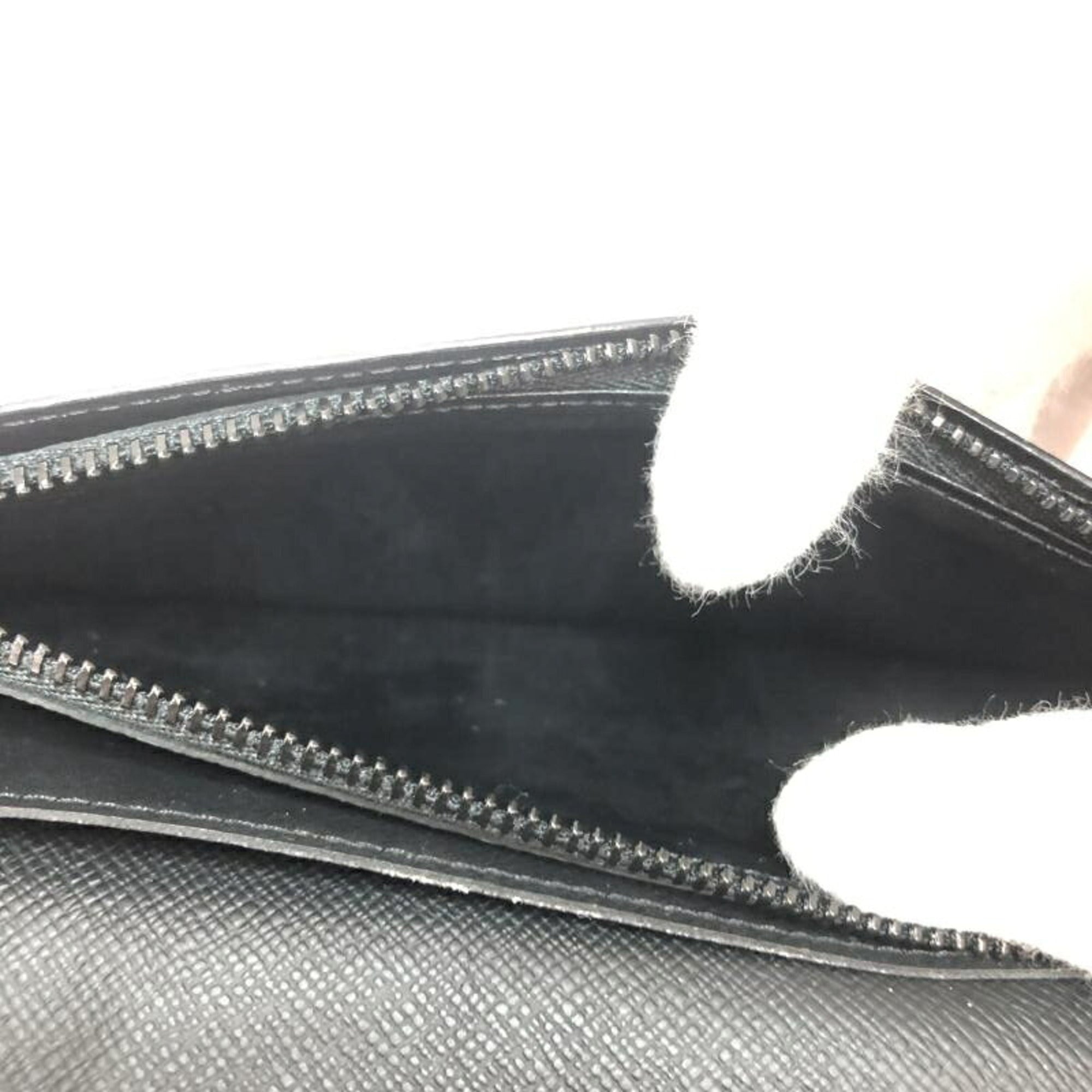 Louis Vuitton Leather Long Wallet (Bi-Fold) (Pre-Owned)