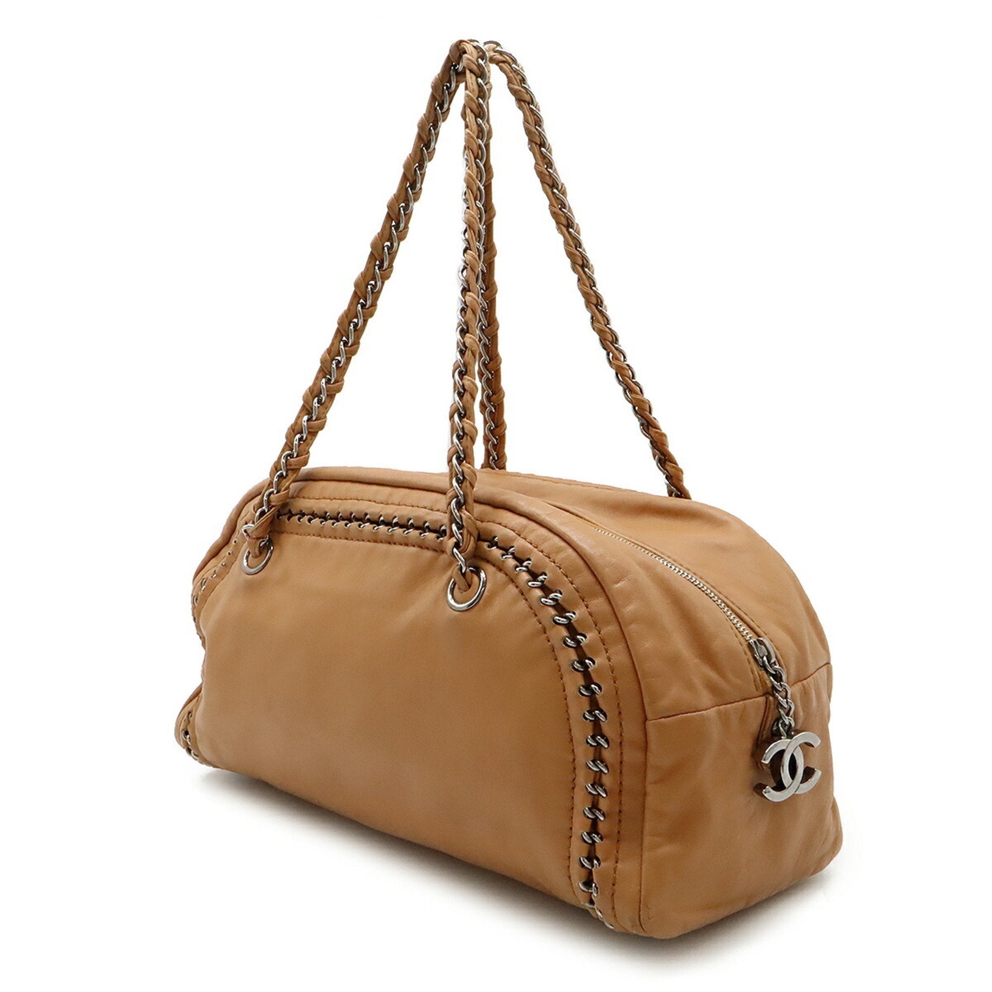 Chanel Salmon Pink Leather Shoulder Bag (Pre-Owned)