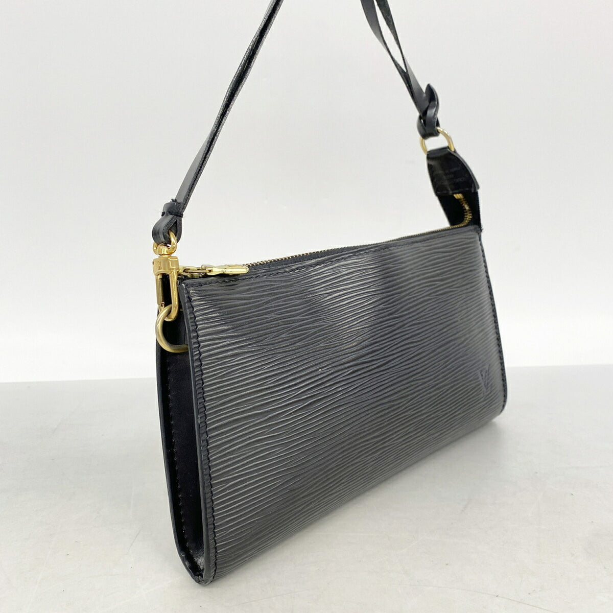 Louis Vuitton Noir Pouch (Pre-Owned)