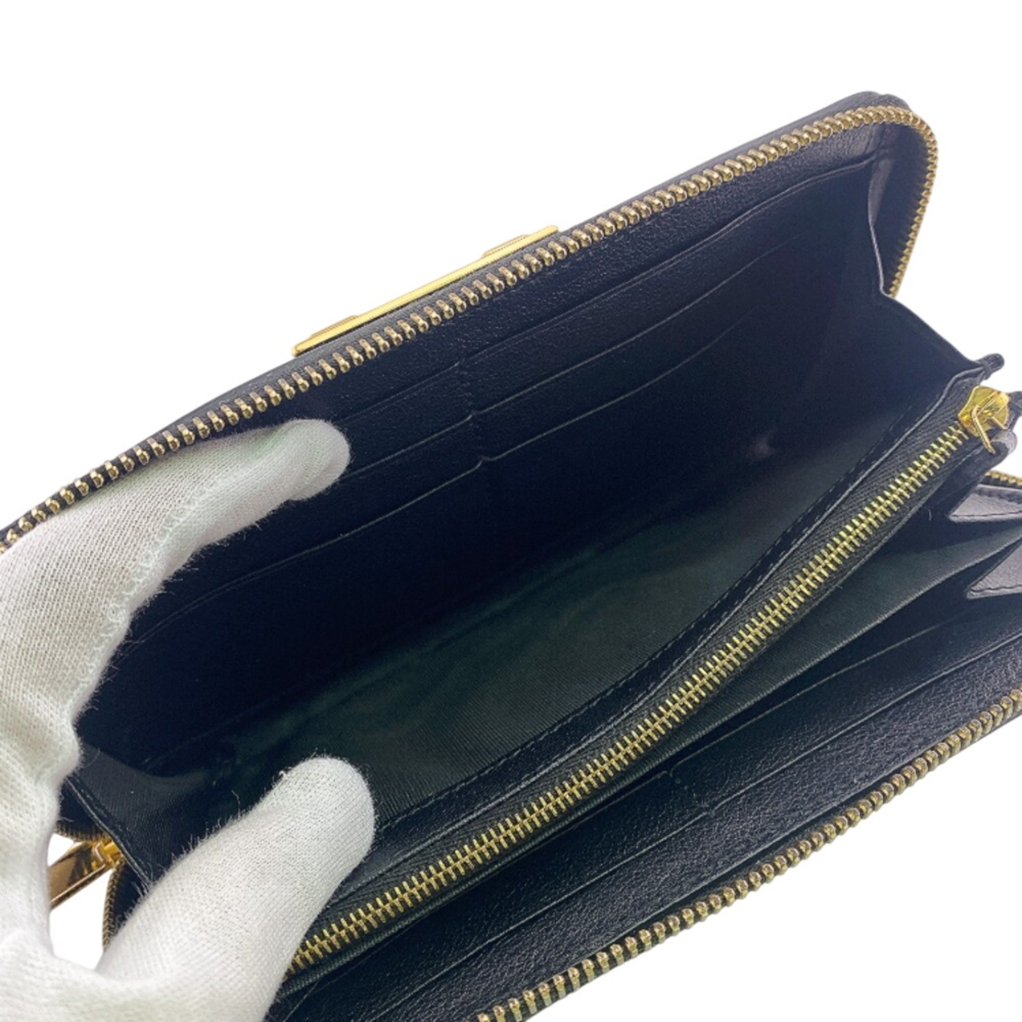 Gucci Beige Gg Supreme Long Wallet (Bi-Fold) (Pre-Owned)