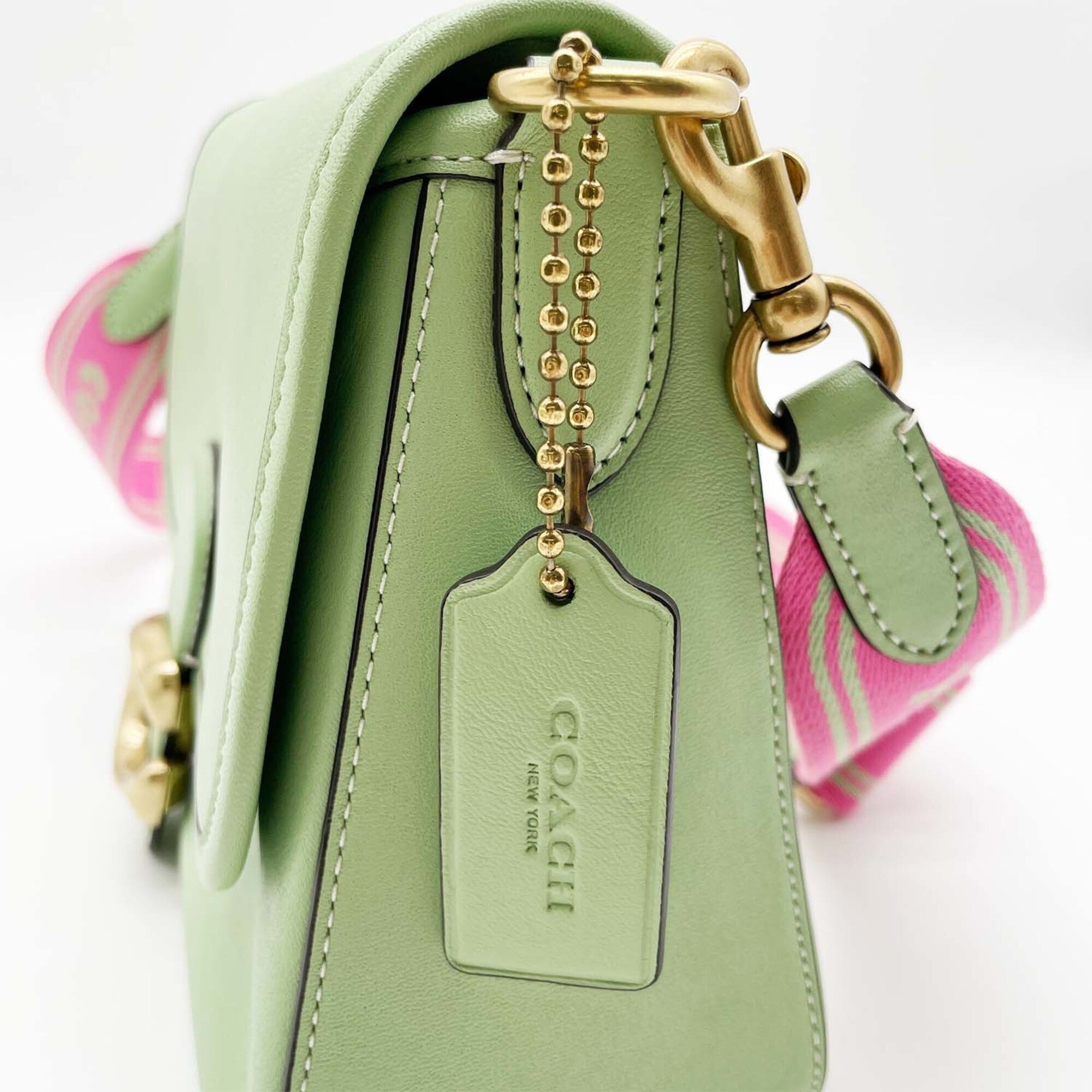Coach Green Leather Shoulder Bag (Pre-Owned)