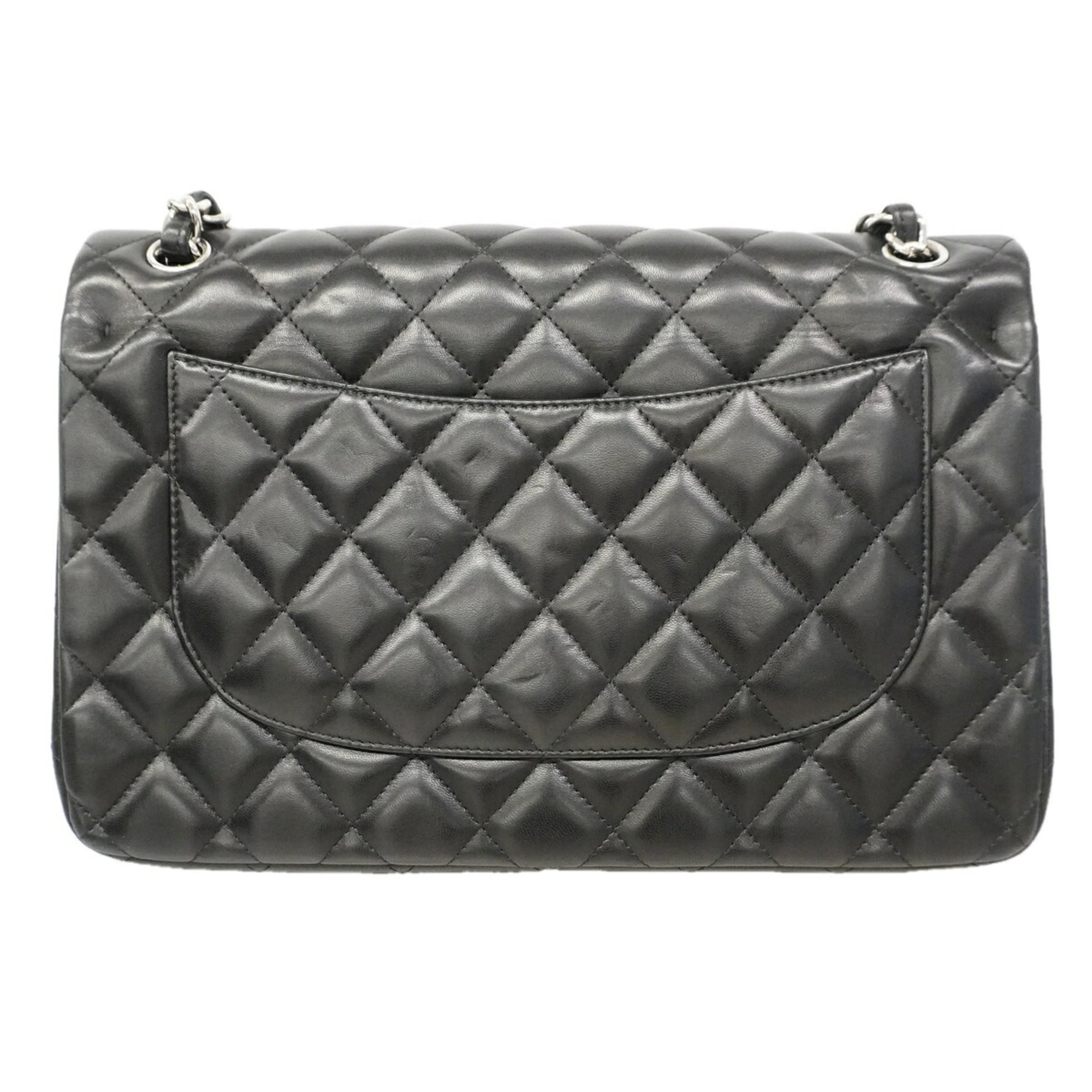 Chanel Black Leather Shoulder Bag (Pre-Owned)