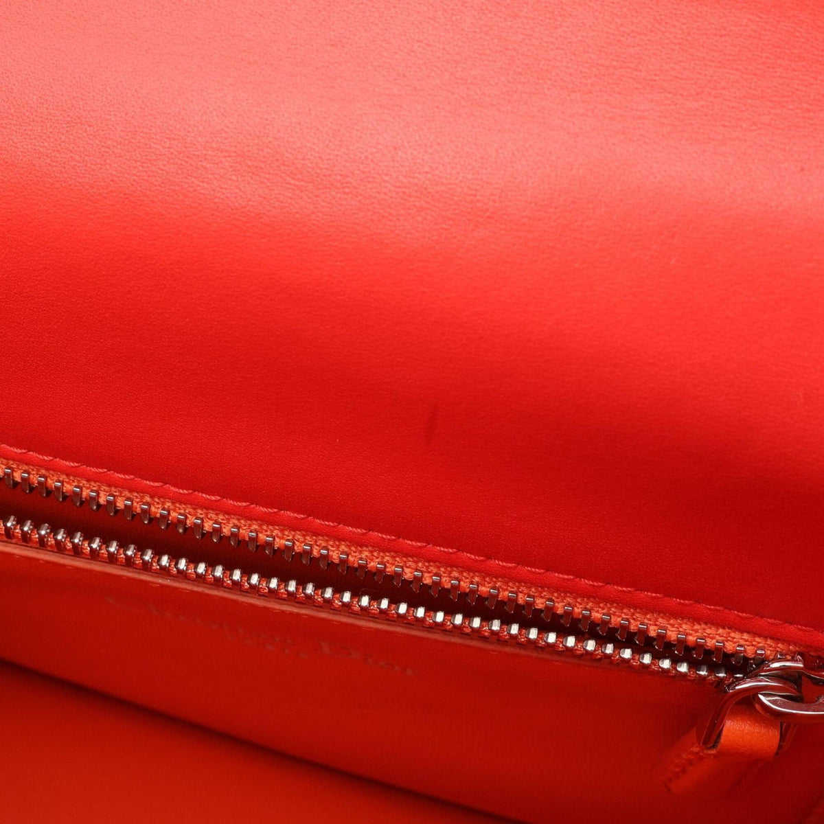 Christian Dior Red Color Leather Handbag Shoulder Bag (Pre-Owned)