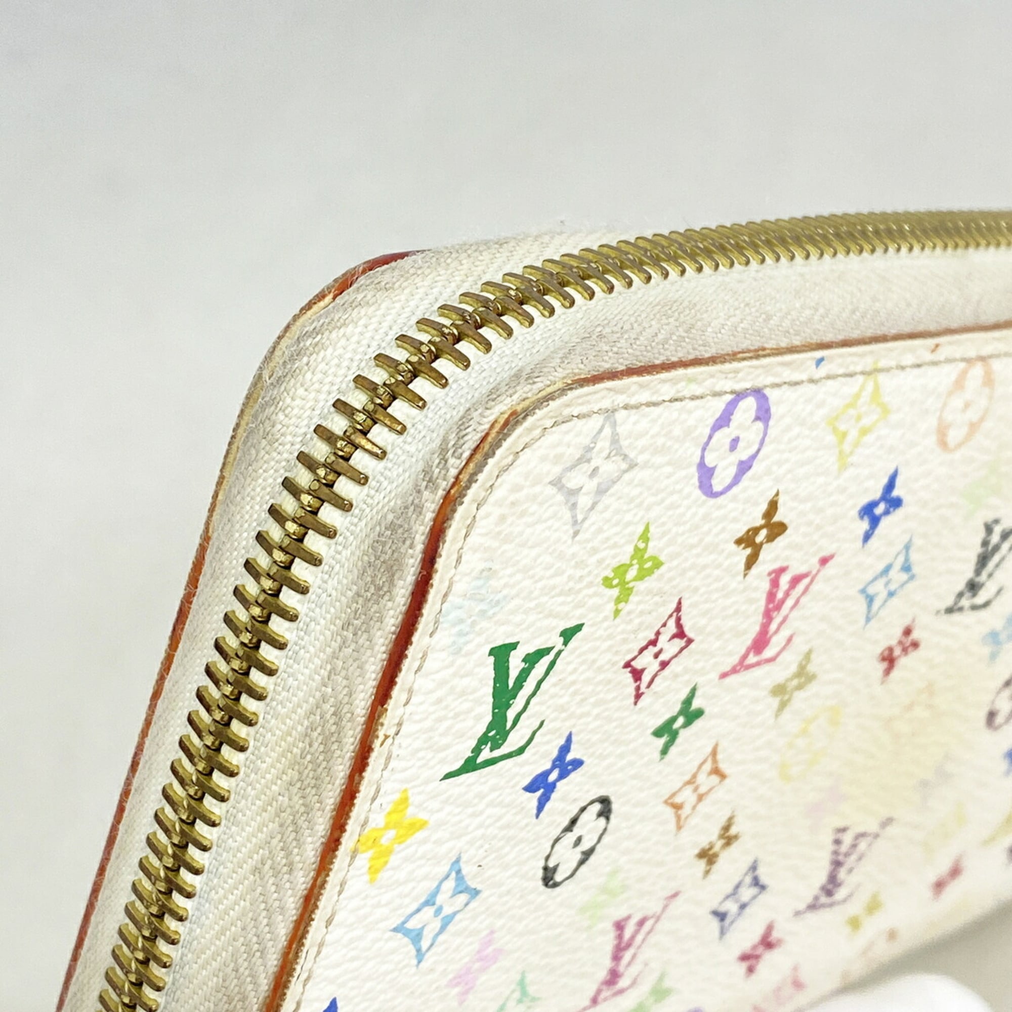 Louis Vuitton Litchi Long Wallet (Bi-Fold) (Pre-Owned)