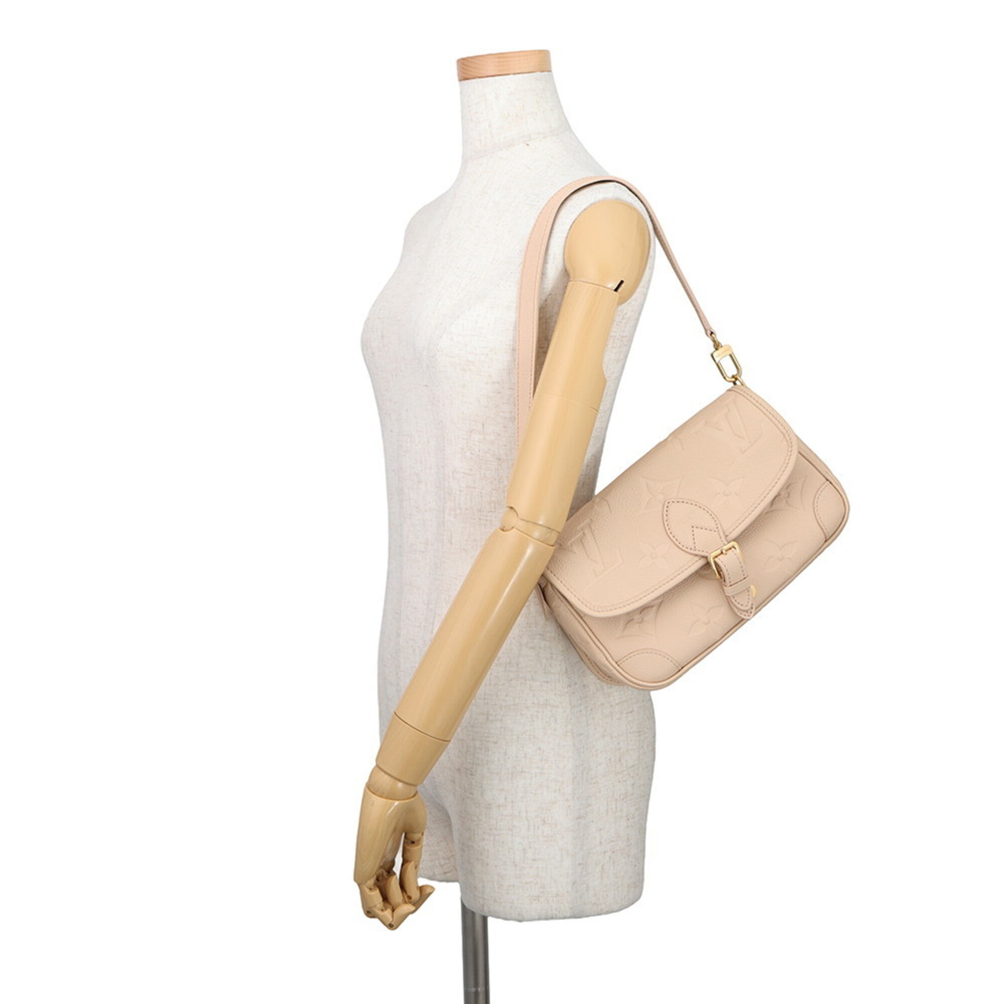 Louis Vuitton Beige Pink Monogram Empreinte Handbag Shoulder Bag (Pre-Owned)