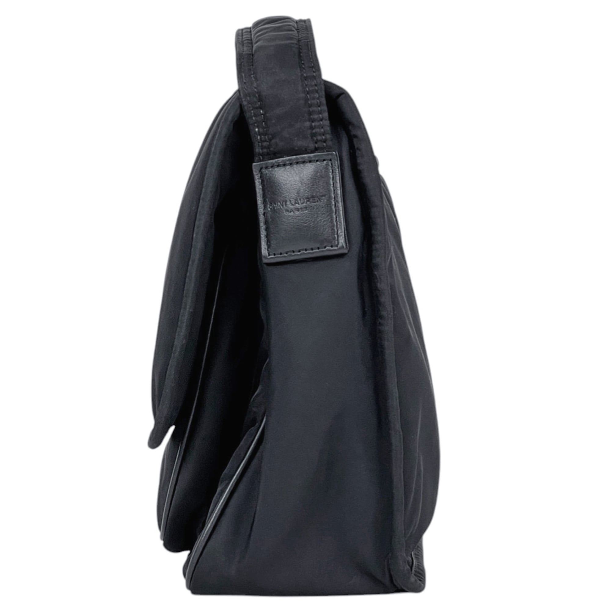 Yves Saint Laurent Black Nylon Messenger Bag Shoulder Bag (Pre-Owned)