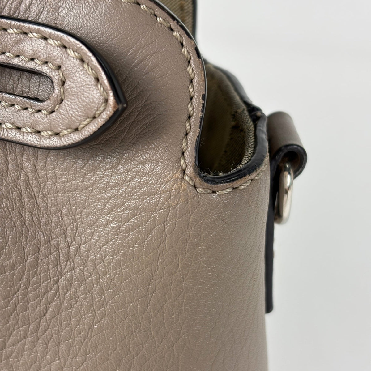 Fendi Gray Leather Handbag Shoulder Bag (Pre-Owned)