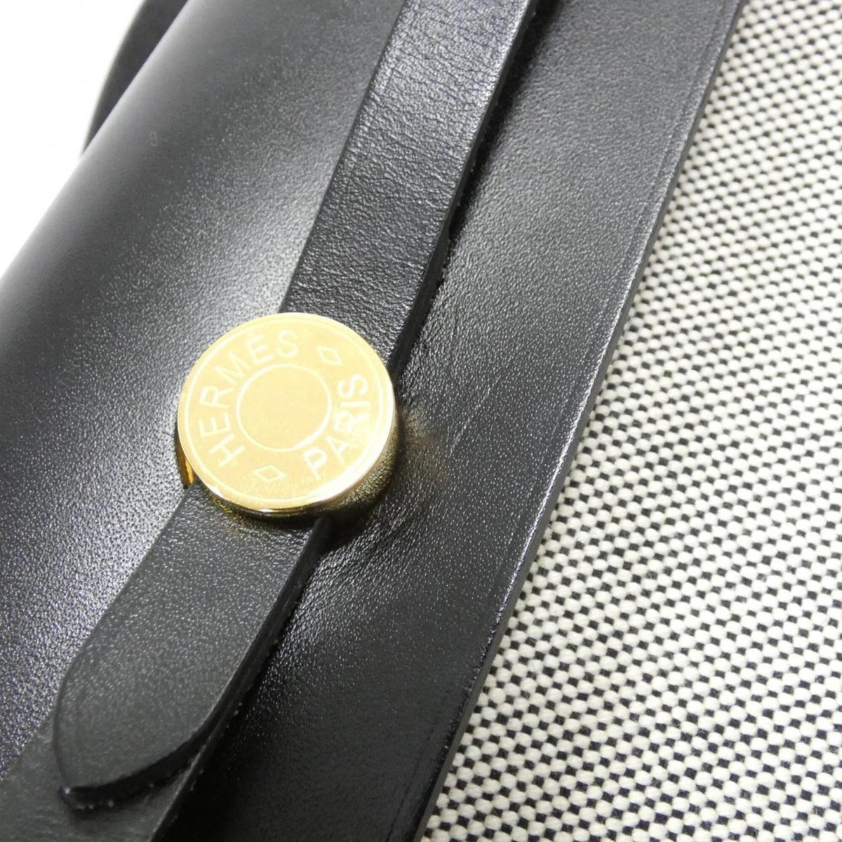 Hermes Black Ecru Shoulder Bag (Pre-Owned)