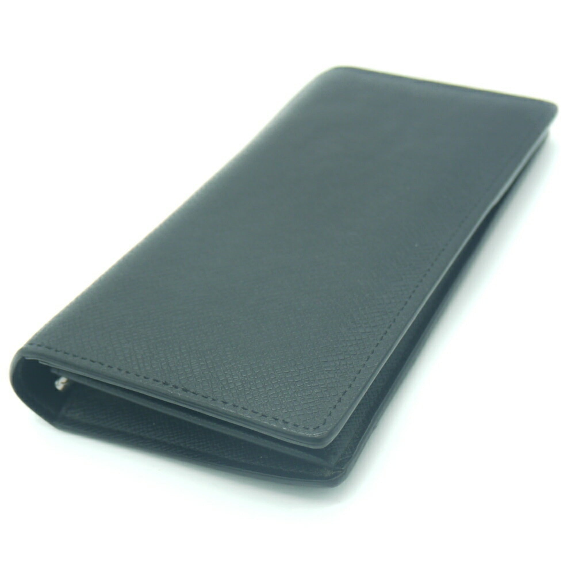 Louis Vuitton Noir Taiga Leather Long Wallet (Bi-Fold) (Pre-Owned)