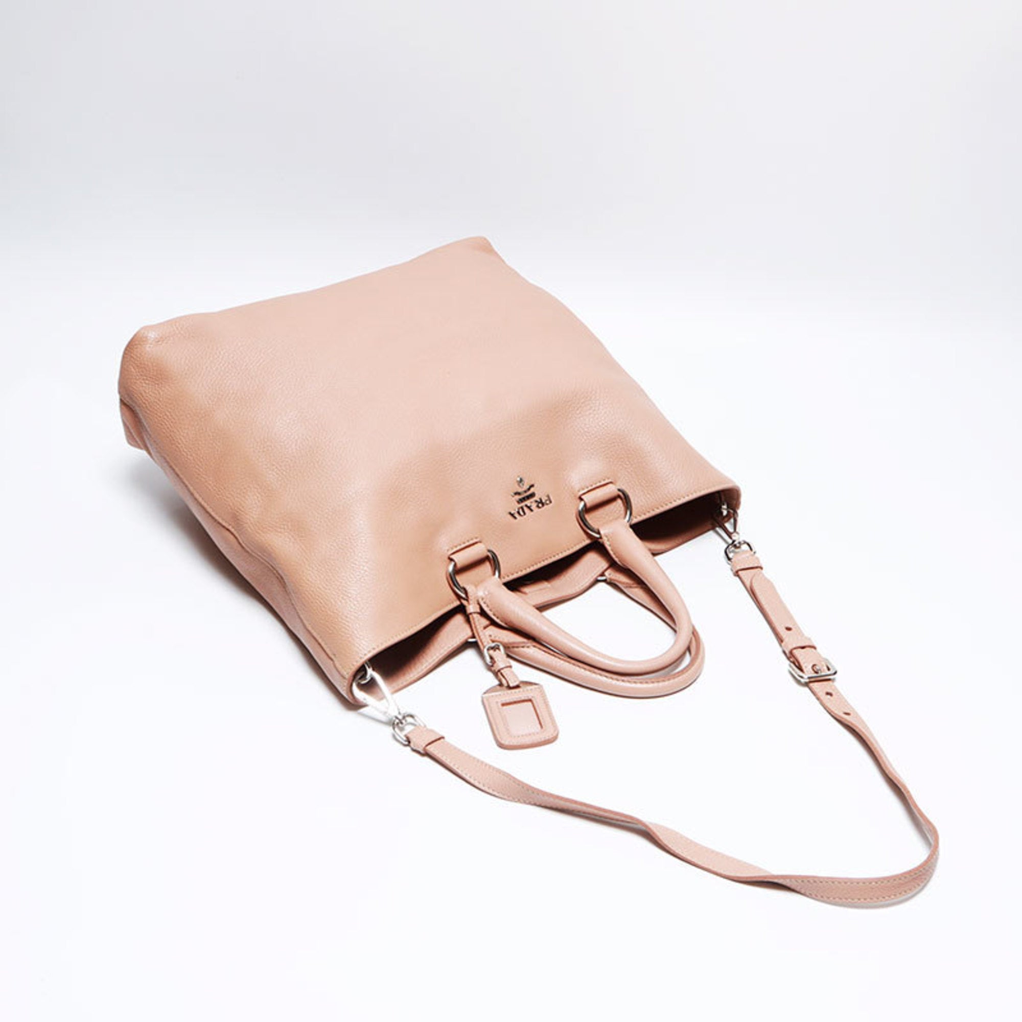 Prada Pink Leather Shoulder Bag (Pre-Owned)