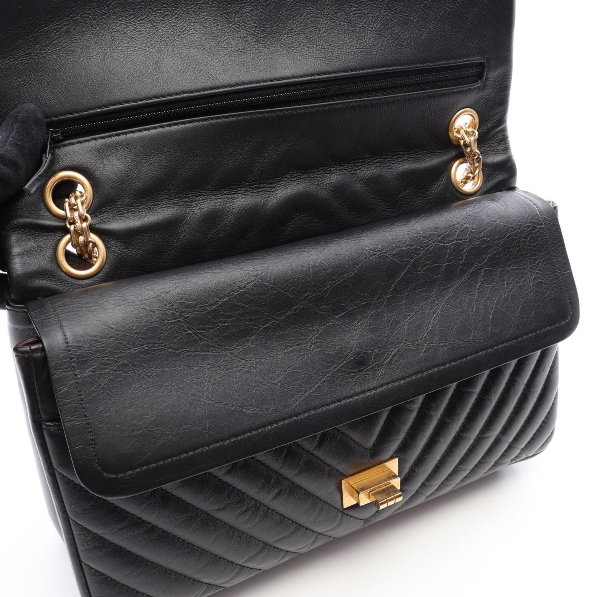 Chanel Black Leather Handbag Shoulder Bag (Pre-Owned)