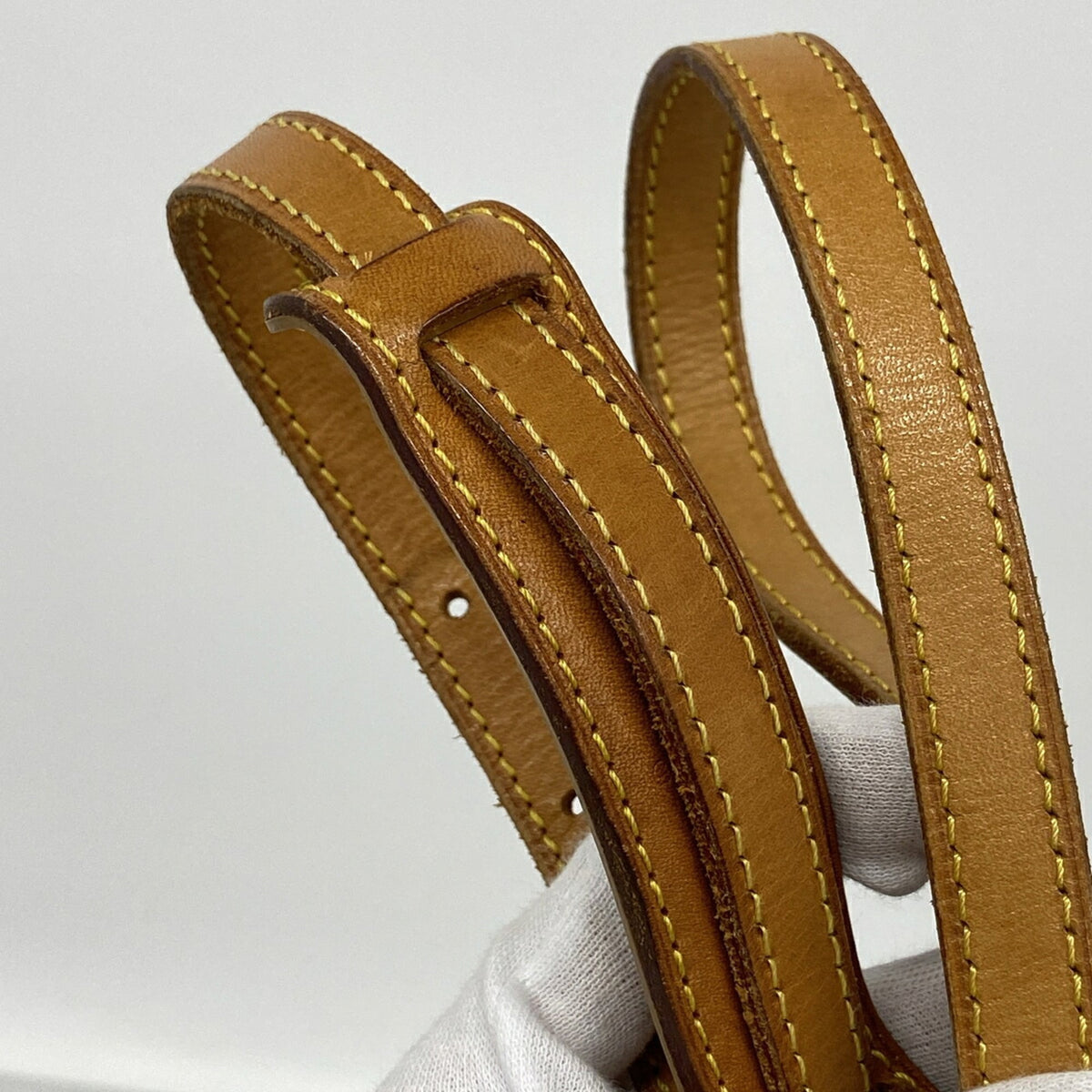Louis Vuitton Brown Handbag (Pre-Owned)