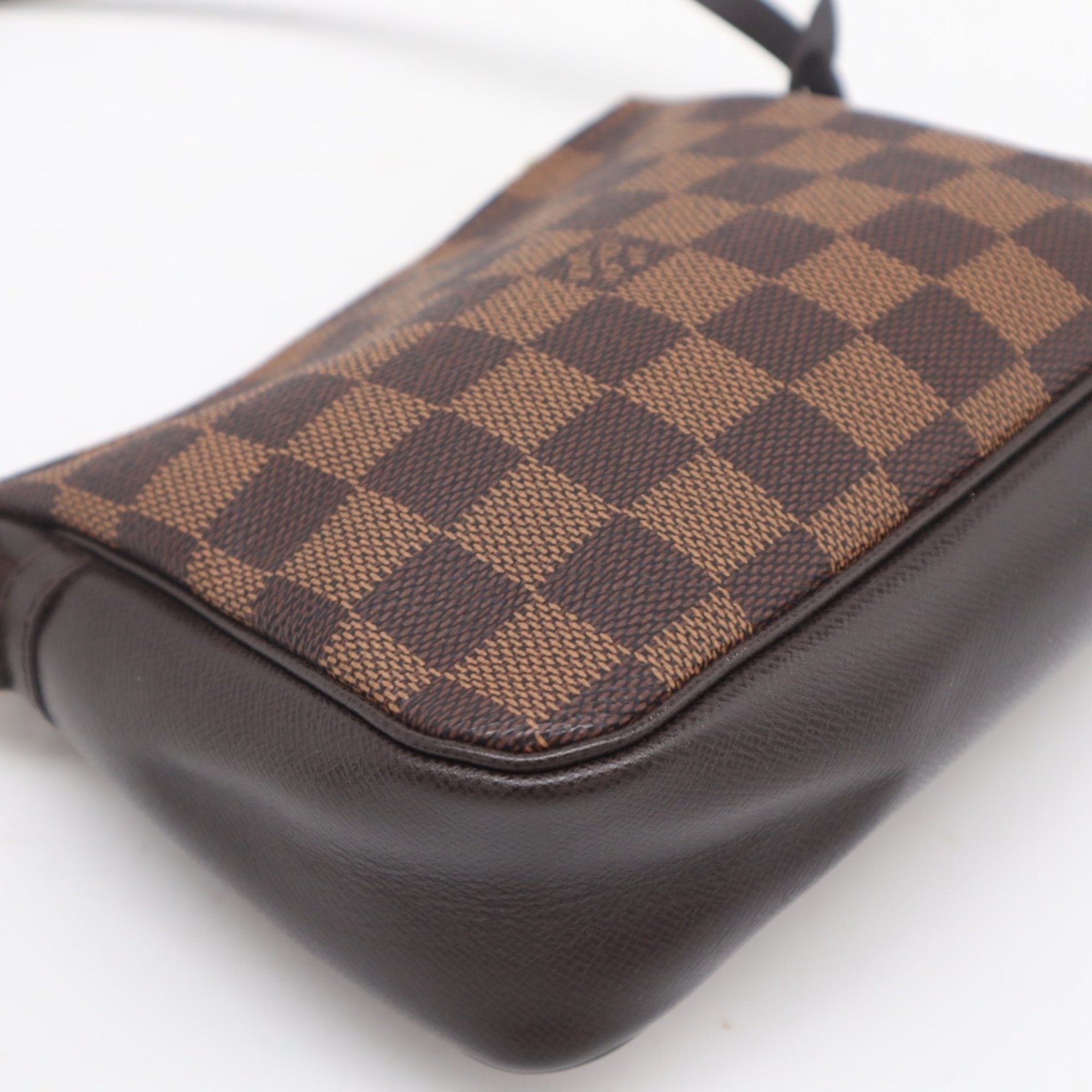Louis Vuitton Damier Brown Coated Canvas Leather Handbag (Pre-Owned)