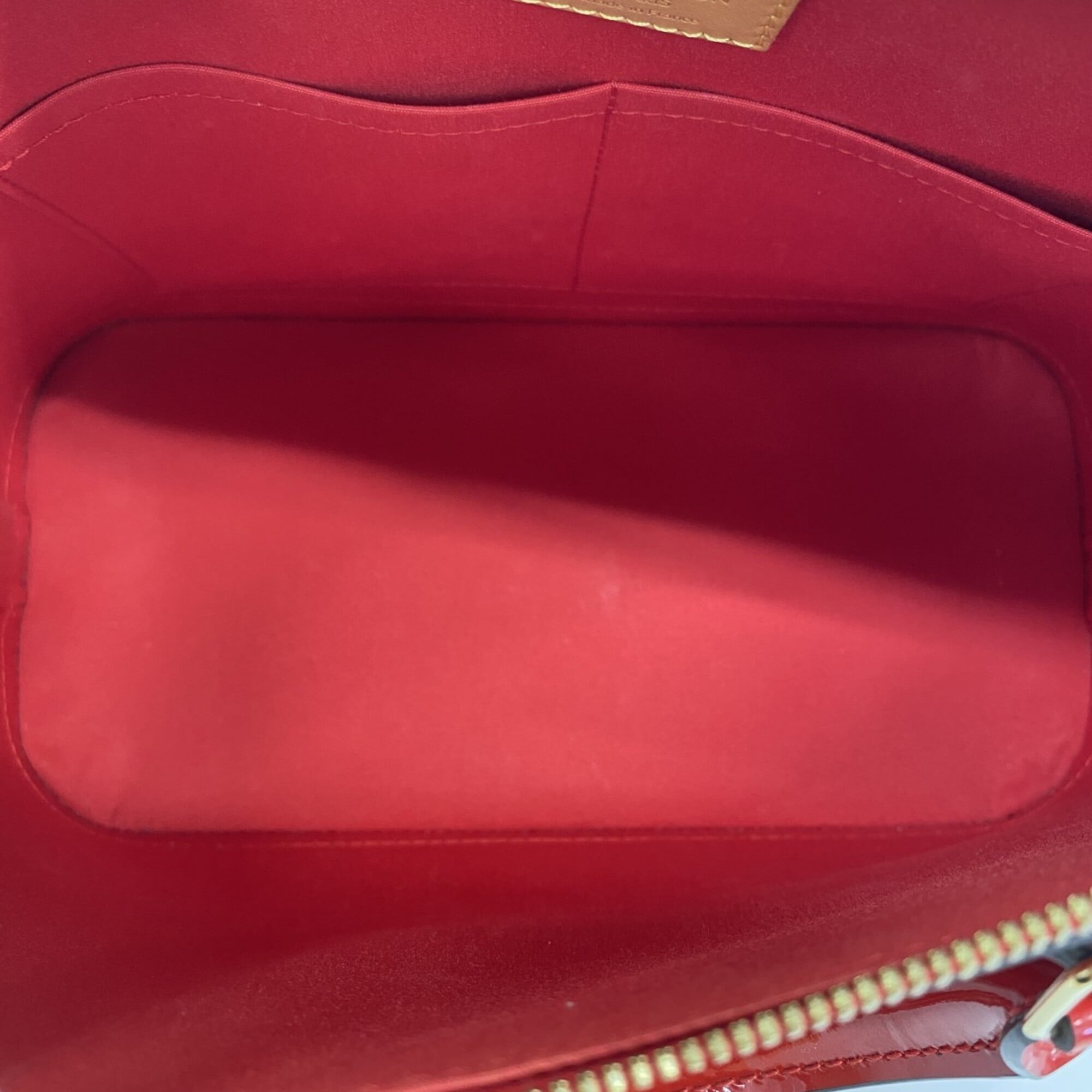 Louis Vuitton Cerise Handbag (Pre-Owned)