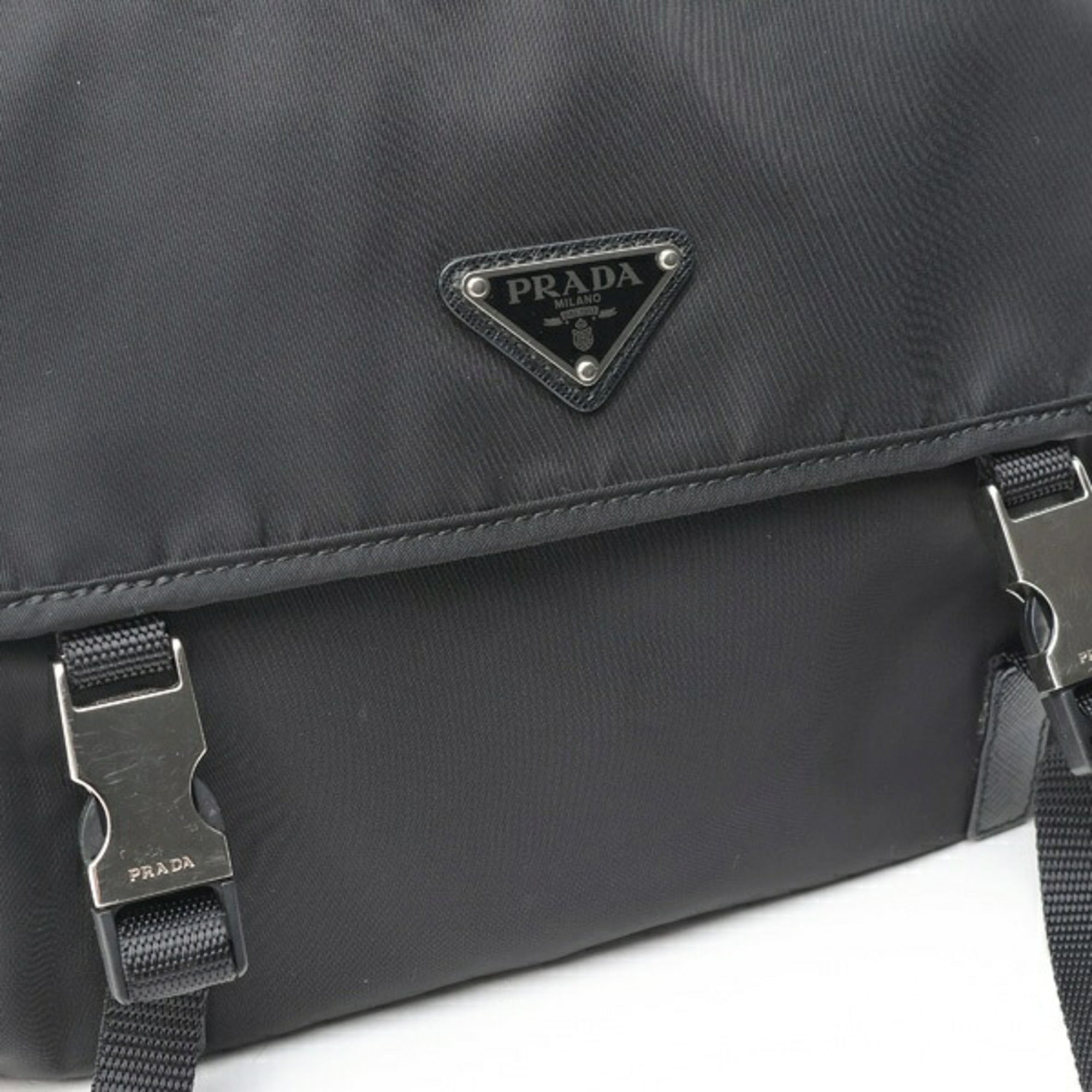 Prada Black Nylon Shoulder Bag (Pre-Owned)