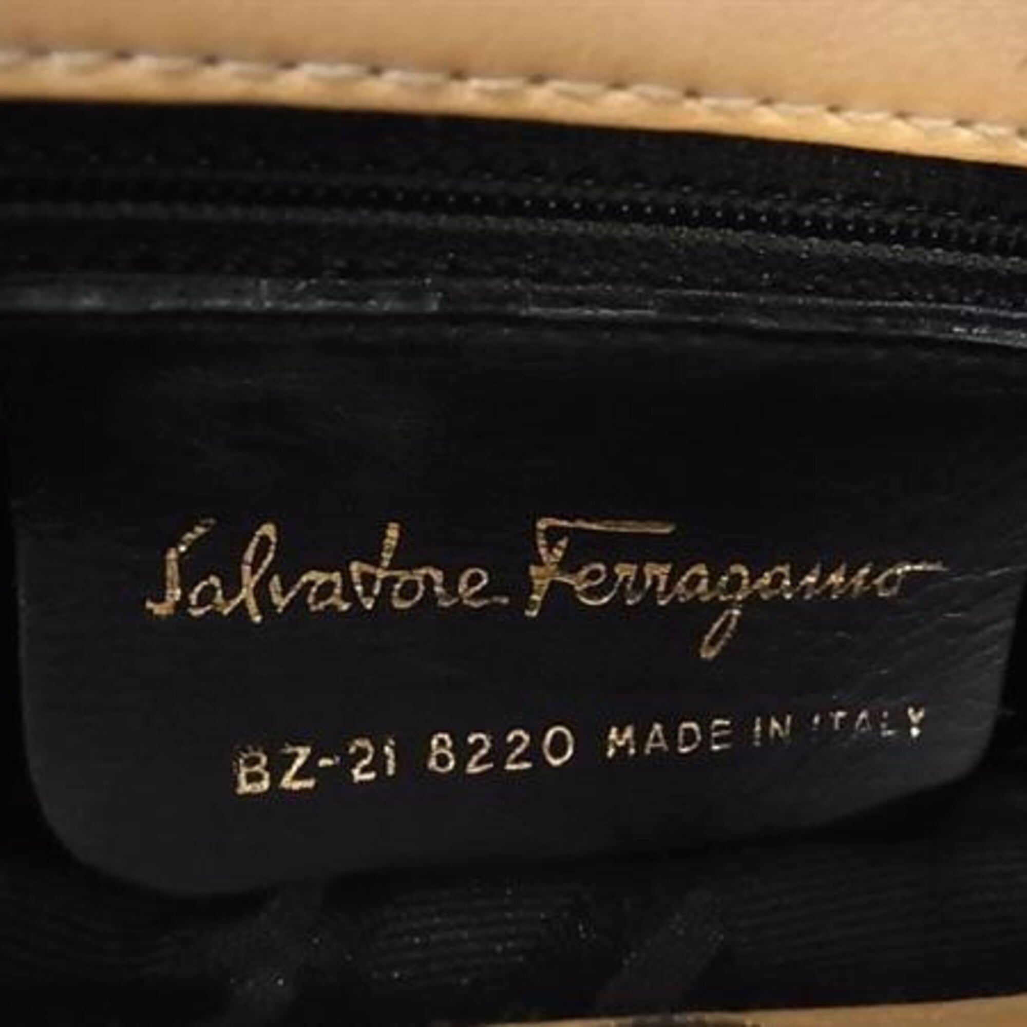 Salvatore Ferragamo Light Beige Leather Handbag Shoulder Bag Tote Bag (Pre-Owned)