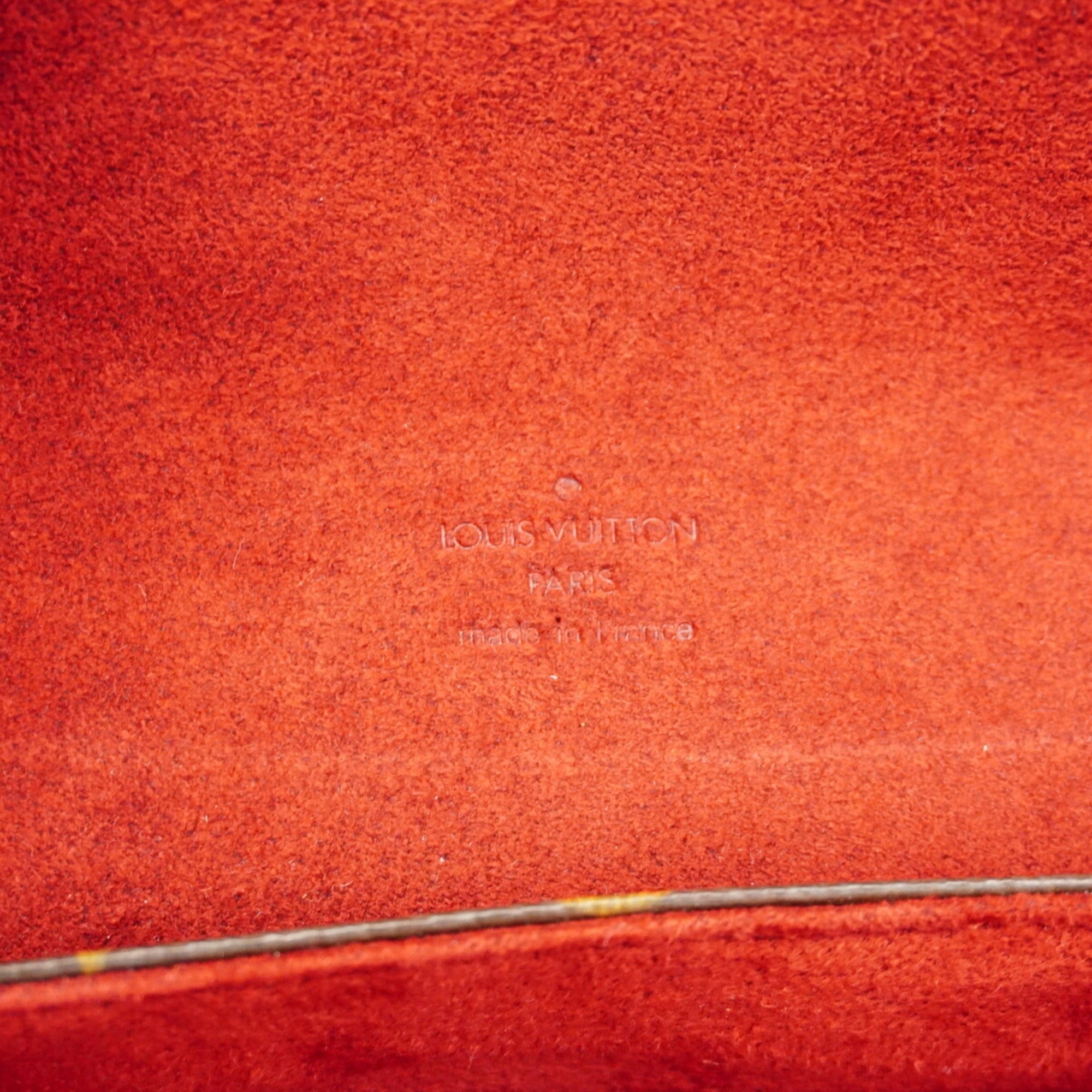 Louis Vuitton Brown Handbag (Pre-Owned)