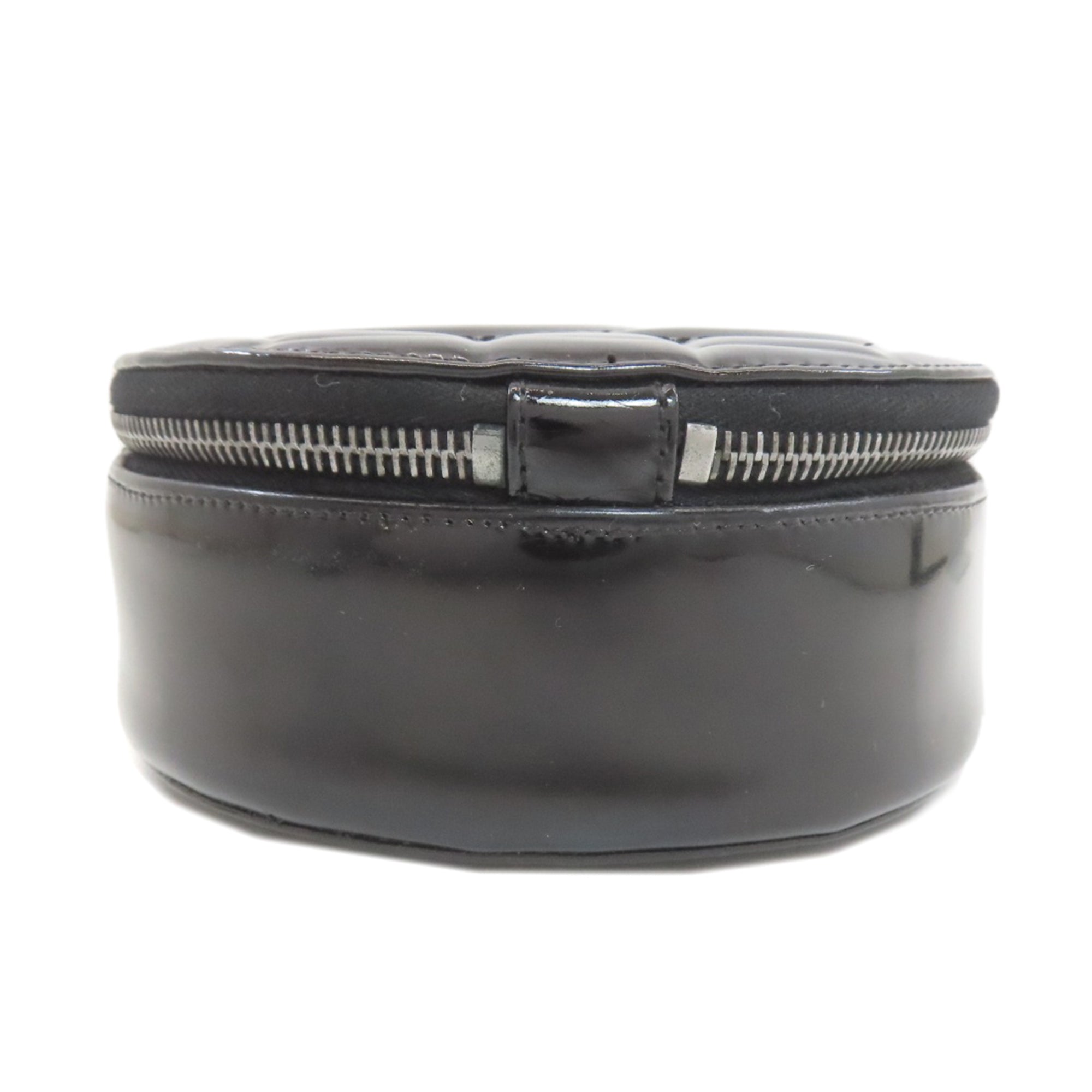 Chanel Black Leather Shoulder Bag (Pre-Owned)