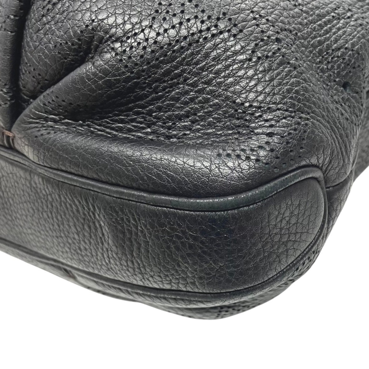 Louis Vuitton Mahina Black Leather Shoulder Bag (Pre-Owned)