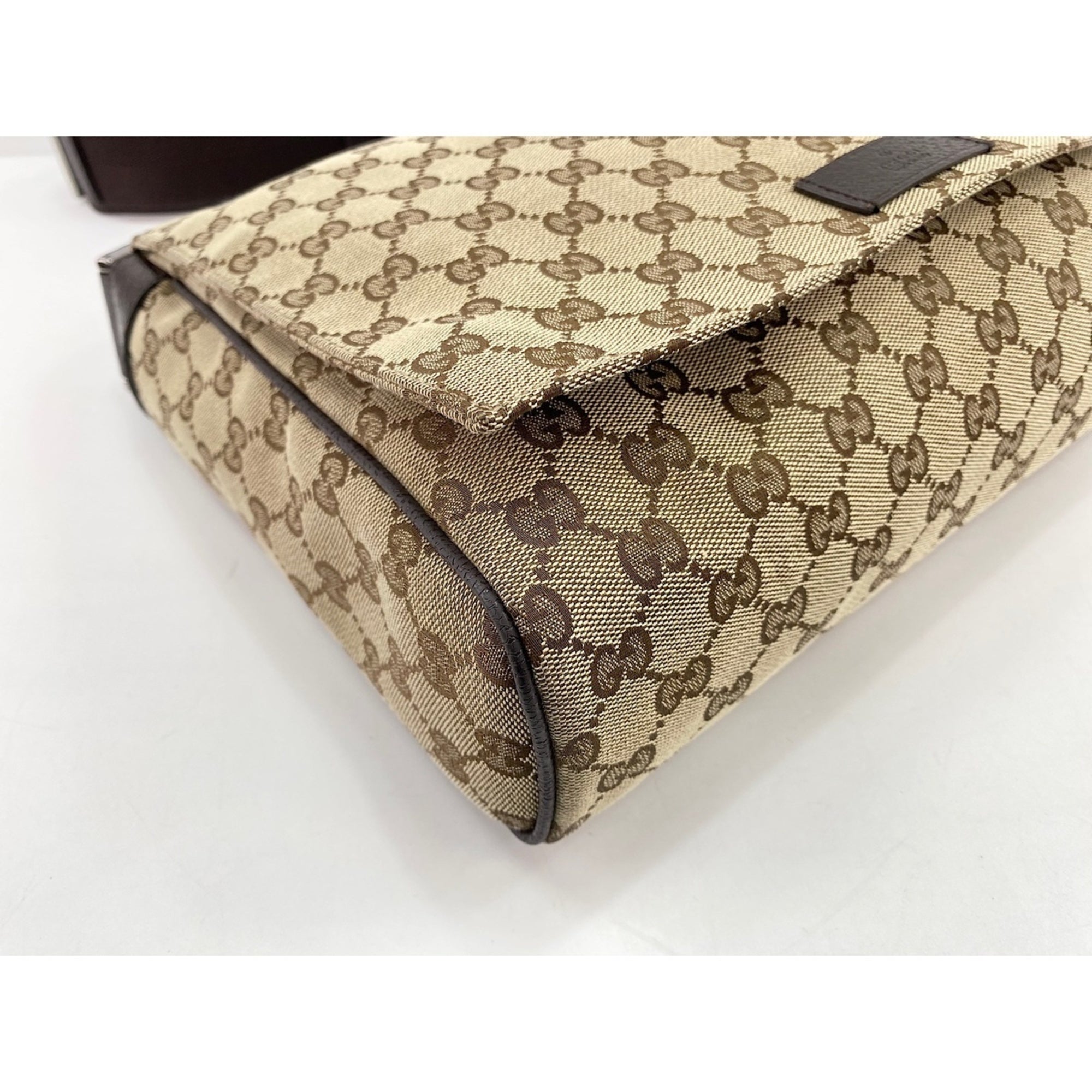 Gucci Brown Shoulder Bag (Pre-Owned)