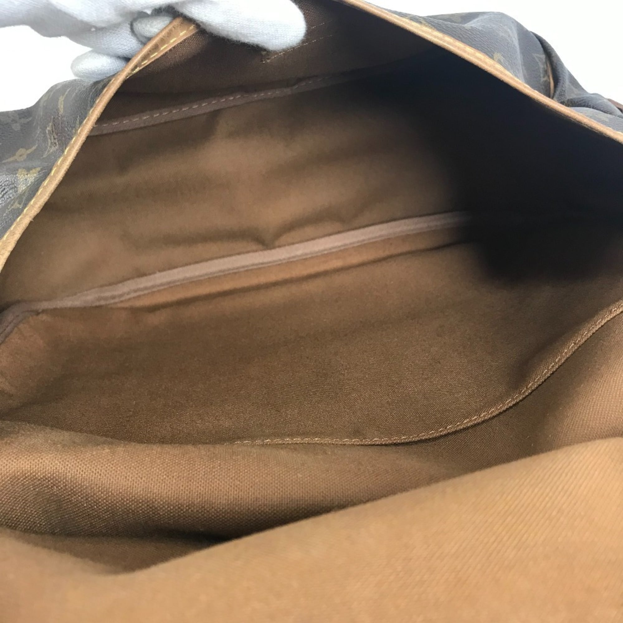 Louis Vuitton Brown Monogram Canvas Shoulder Bag (Pre-Owned)
