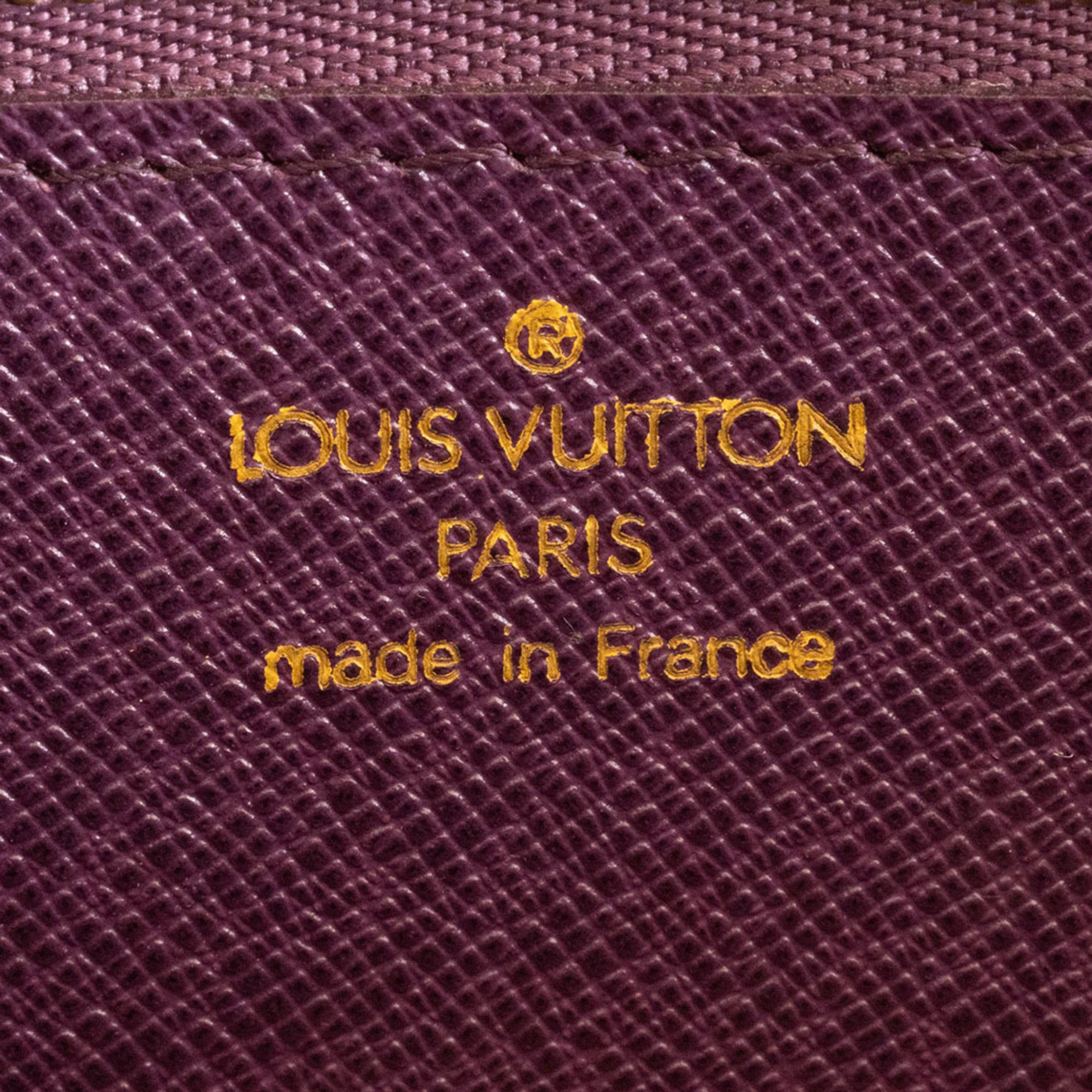 Louis Vuitton Yellow Epi Leather Pochette Shoulder Bag (Pre-Owned)
