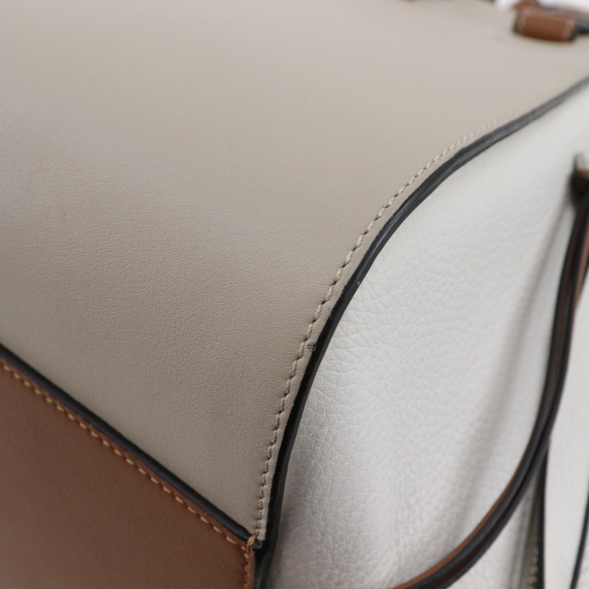 Loewe Hammock Brown White Leather Handbag (Pre-Owned)