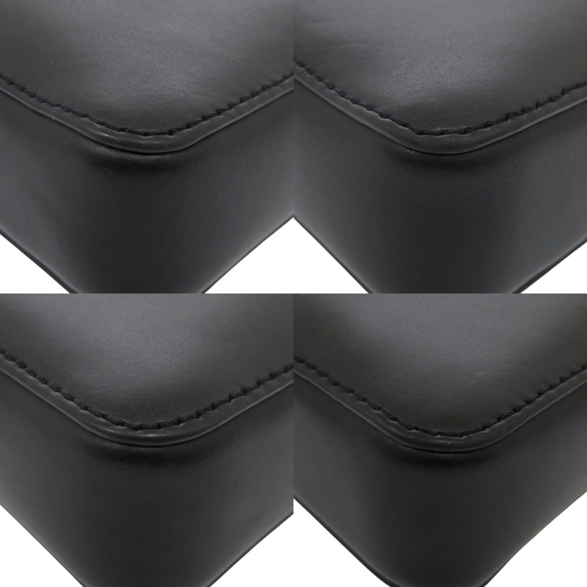 Valentino Garavani Black Leather Shoulder Bag (Pre-Owned)