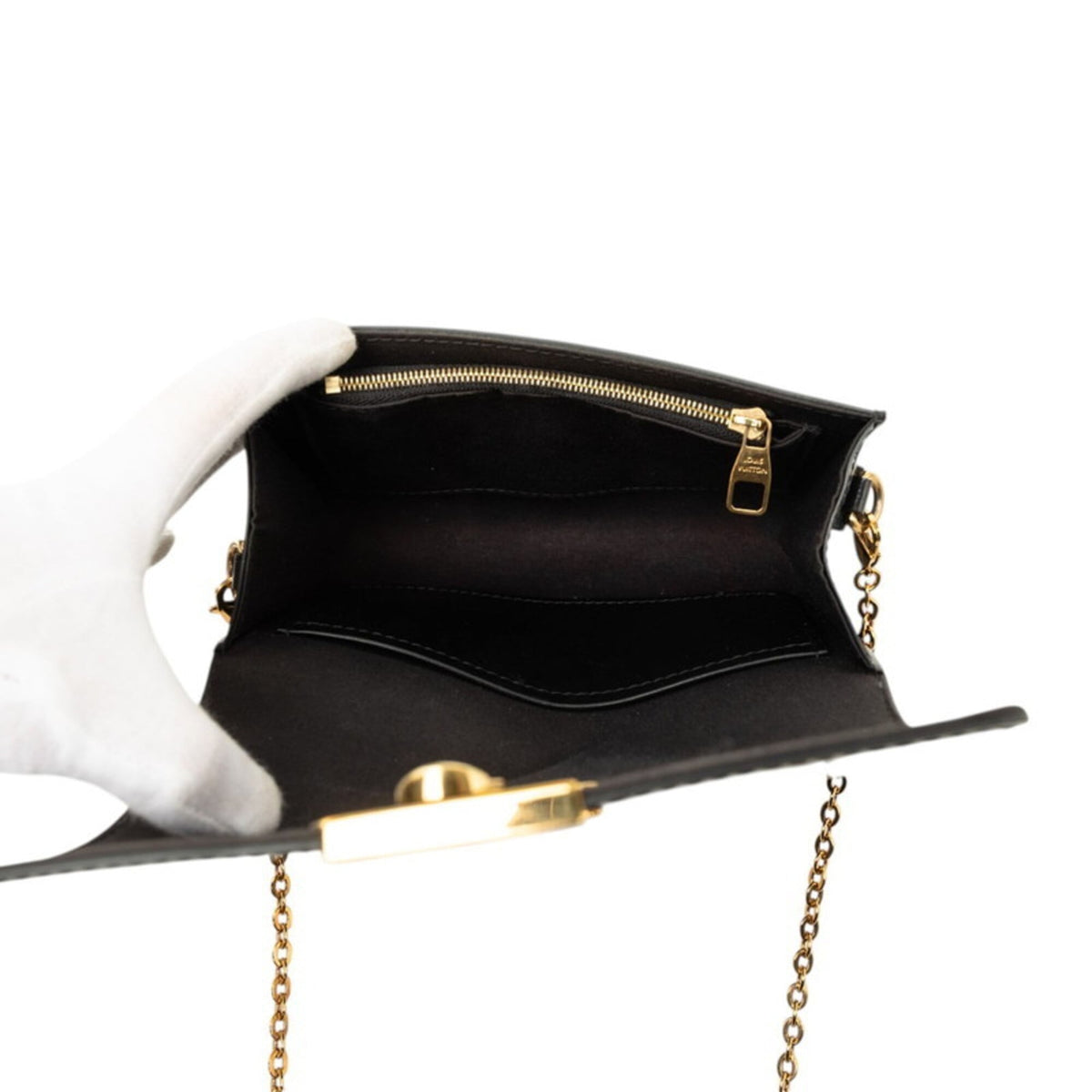 Louis Vuitton Black Noir Patent Leather Pochette Shoulder Bag (Pre-Owned)