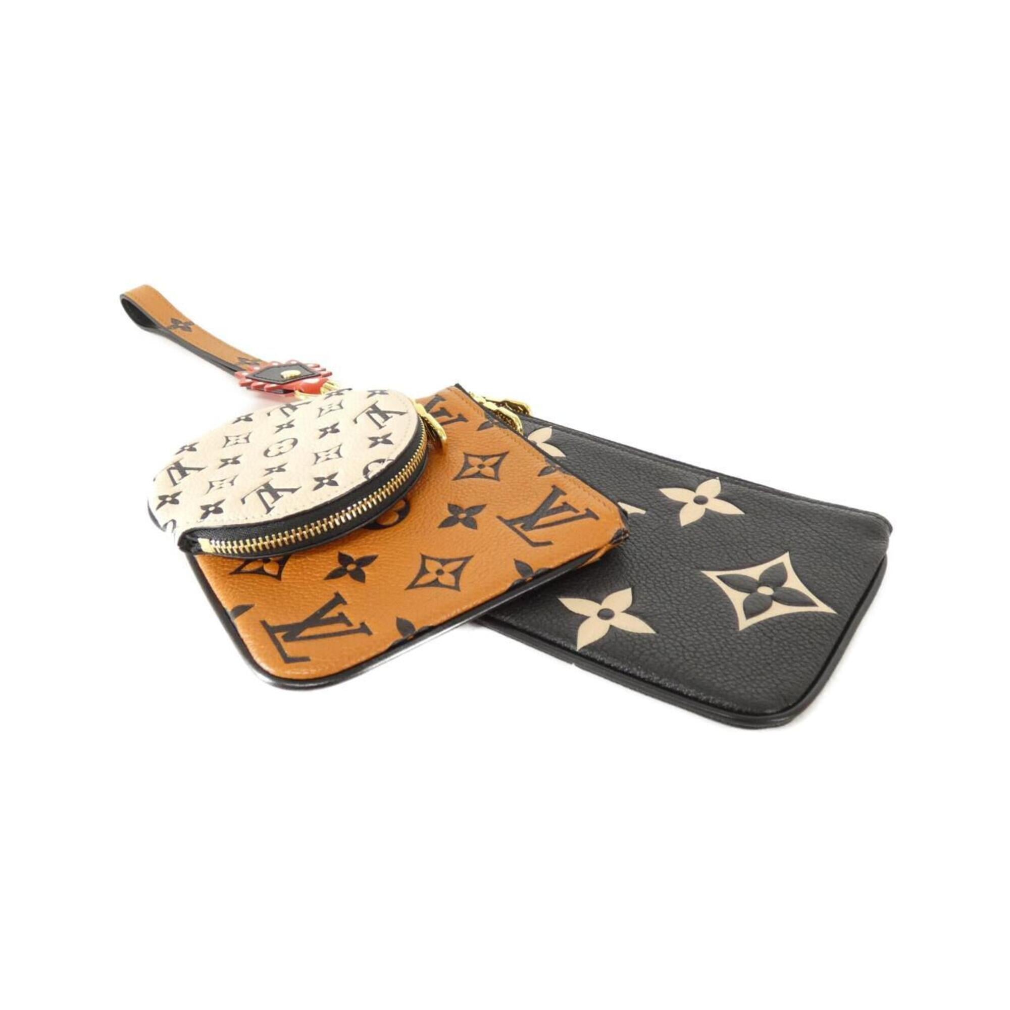 Louis Vuitton Black Leather Pochette Pouch (Pre-Owned)