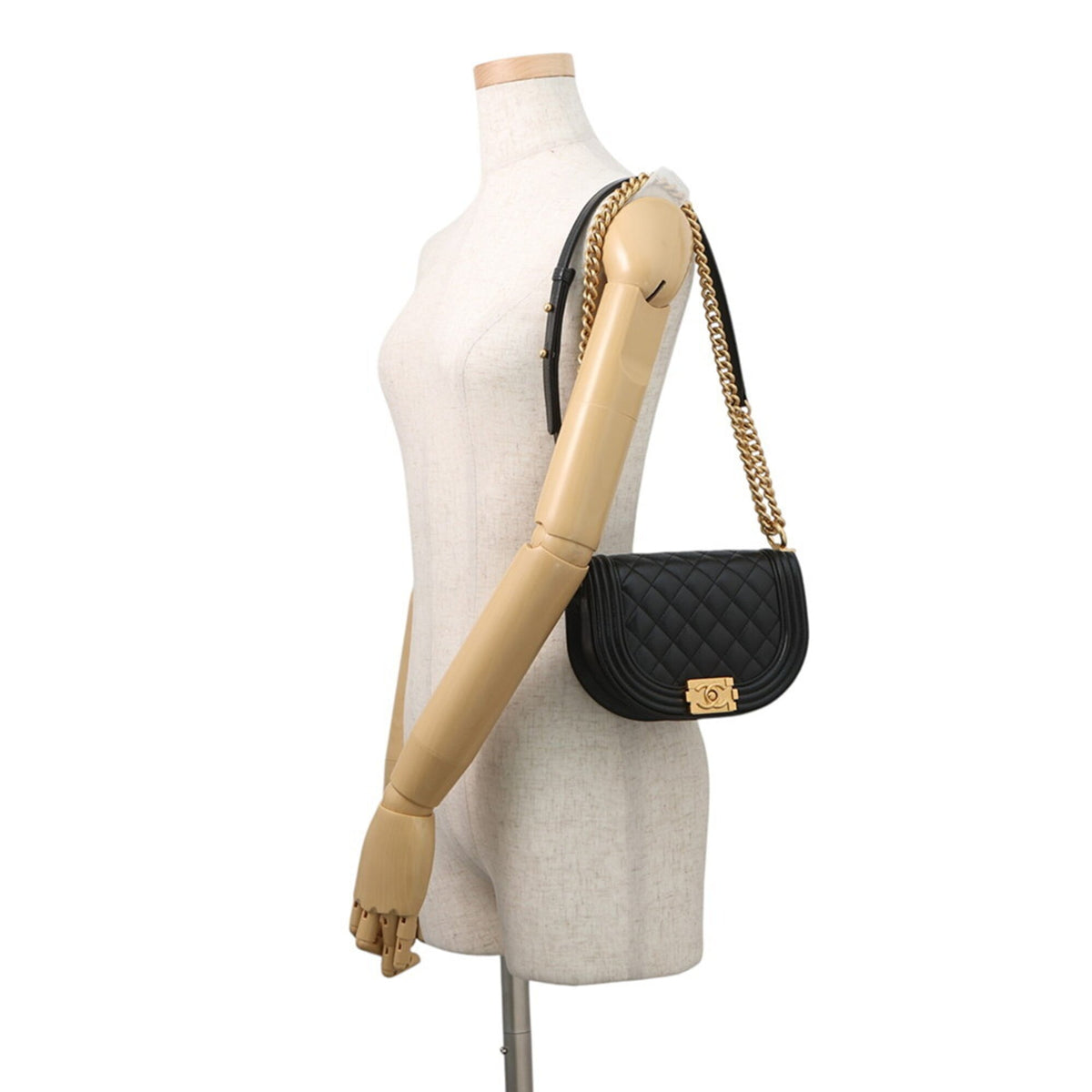 Chanel Black Grained Calfskin Handbag Shoulder Bag (Pre-Owned)