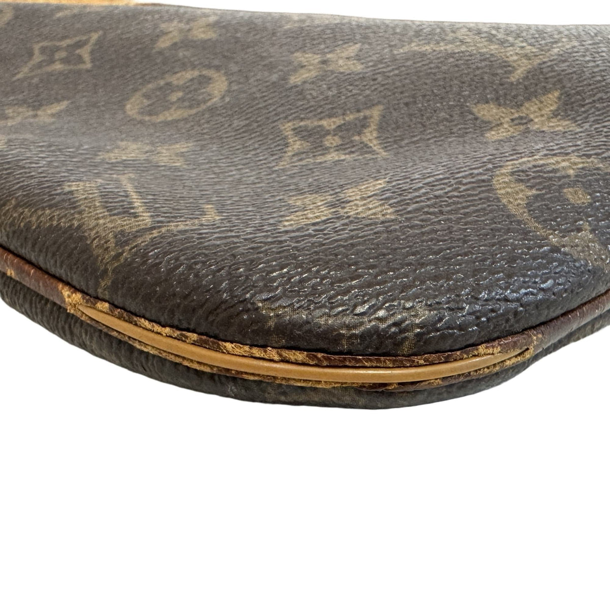 Louis Vuitton Brown Monogram Pochette Shoulder Bag (Pre-Owned)
