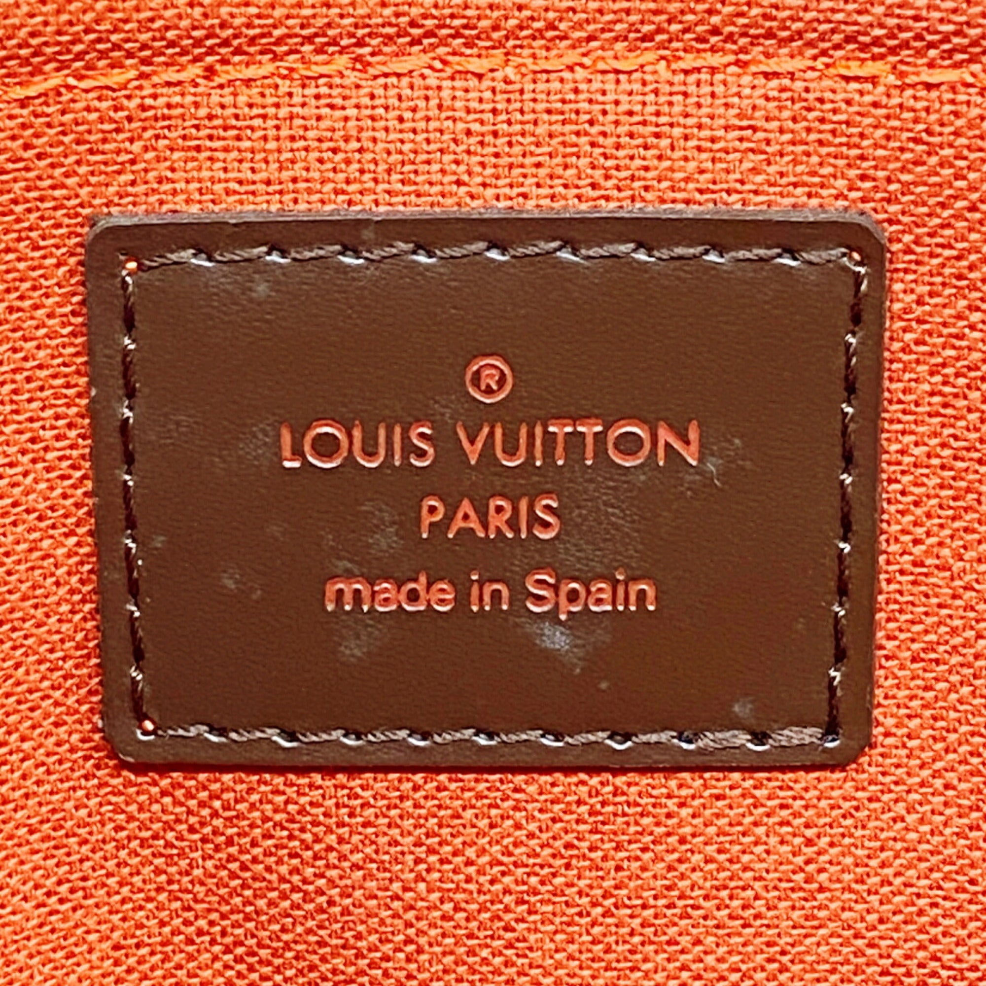 Louis Vuitton Ebene Handbag (Pre-Owned)