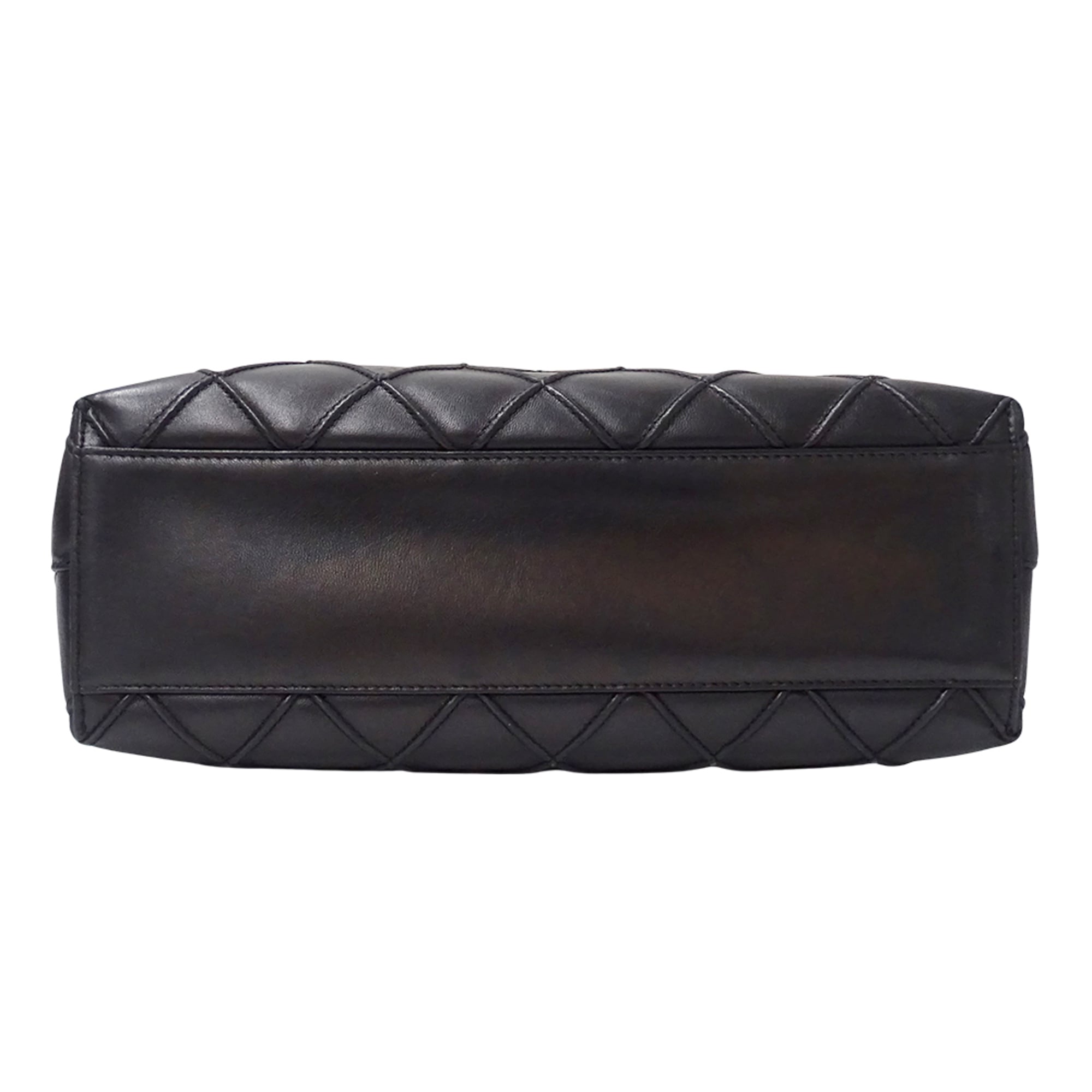 Chanel Black Leather Handbag Shoulder Bag (Pre-Owned)
