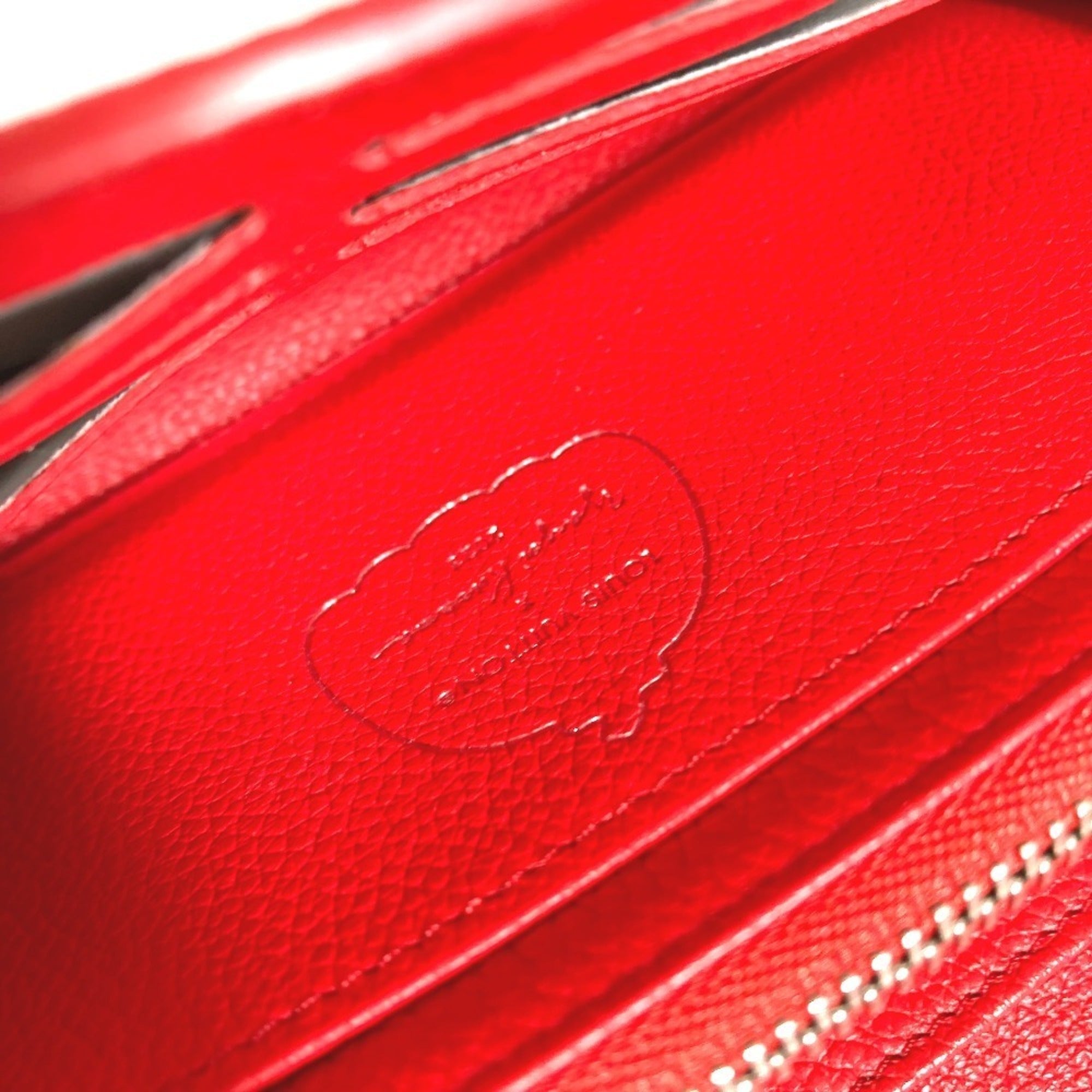 Louis Vuitton Red Color White Leather Long Wallet (Bi-Fold) (Pre-Owned)