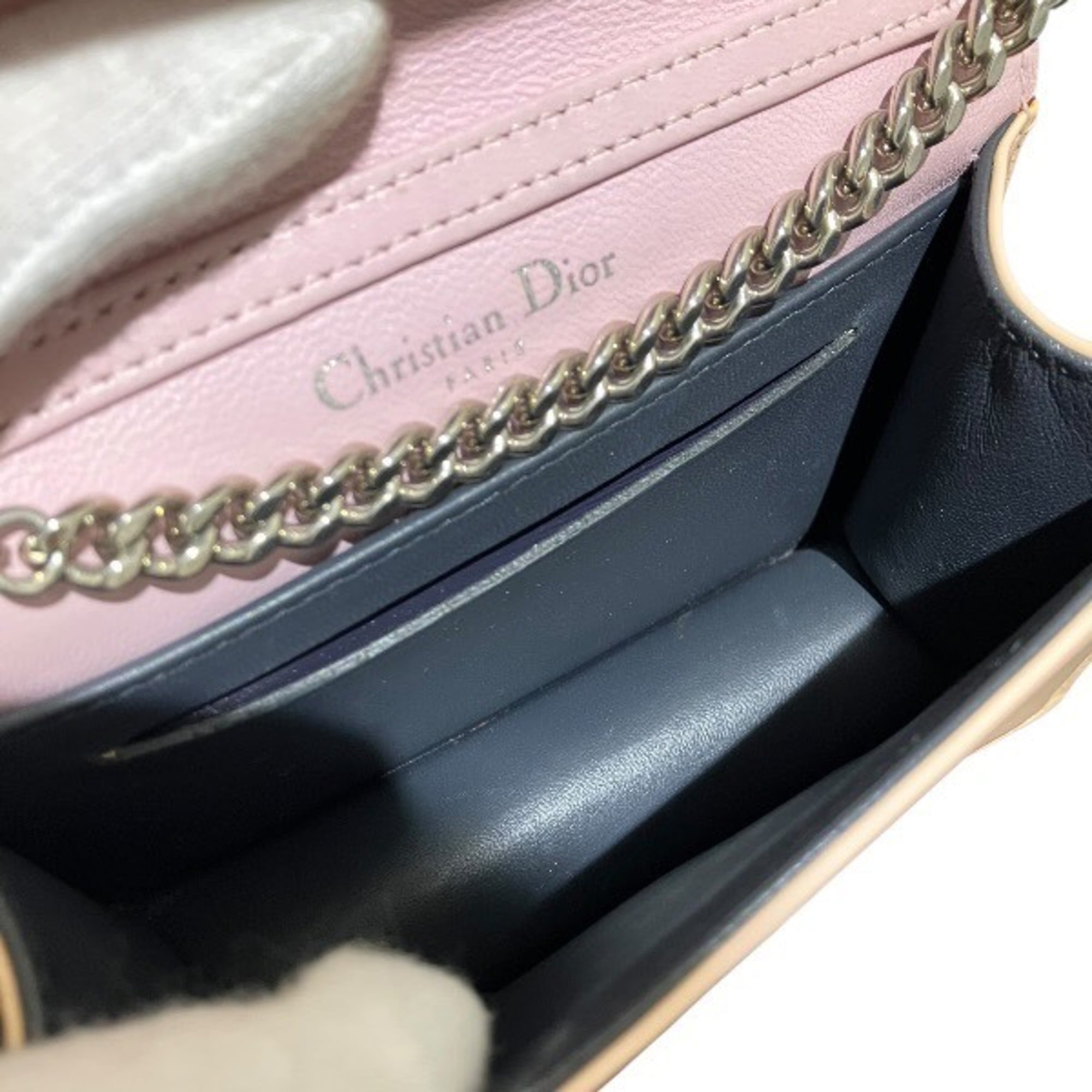 Christian Dior Beige Patent Leather Handbag Shoulder Bag (Pre-Owned)