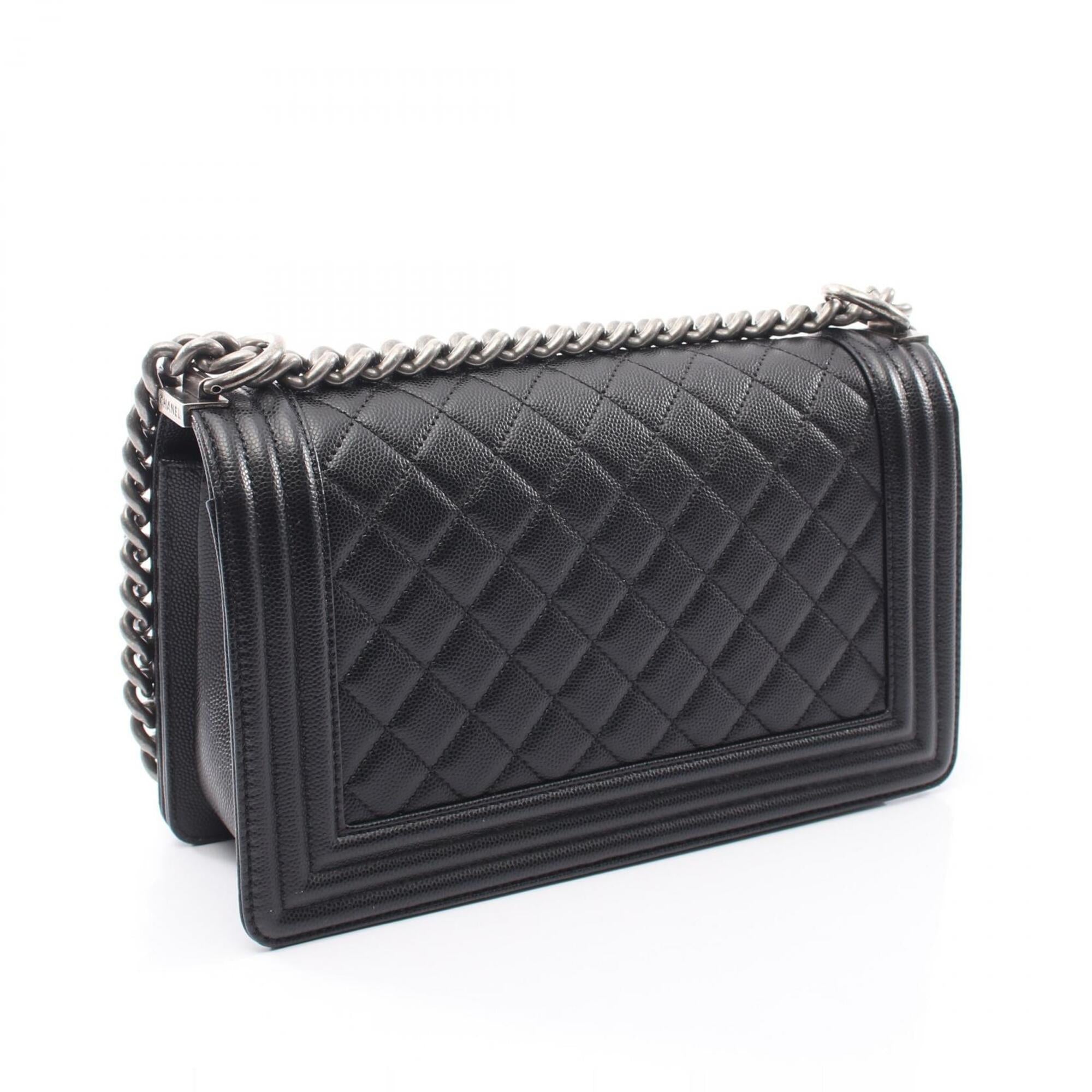 Chanel Boy Chanel Black Grained Calfskin Handbag Shoulder Bag (Pre-Owned)