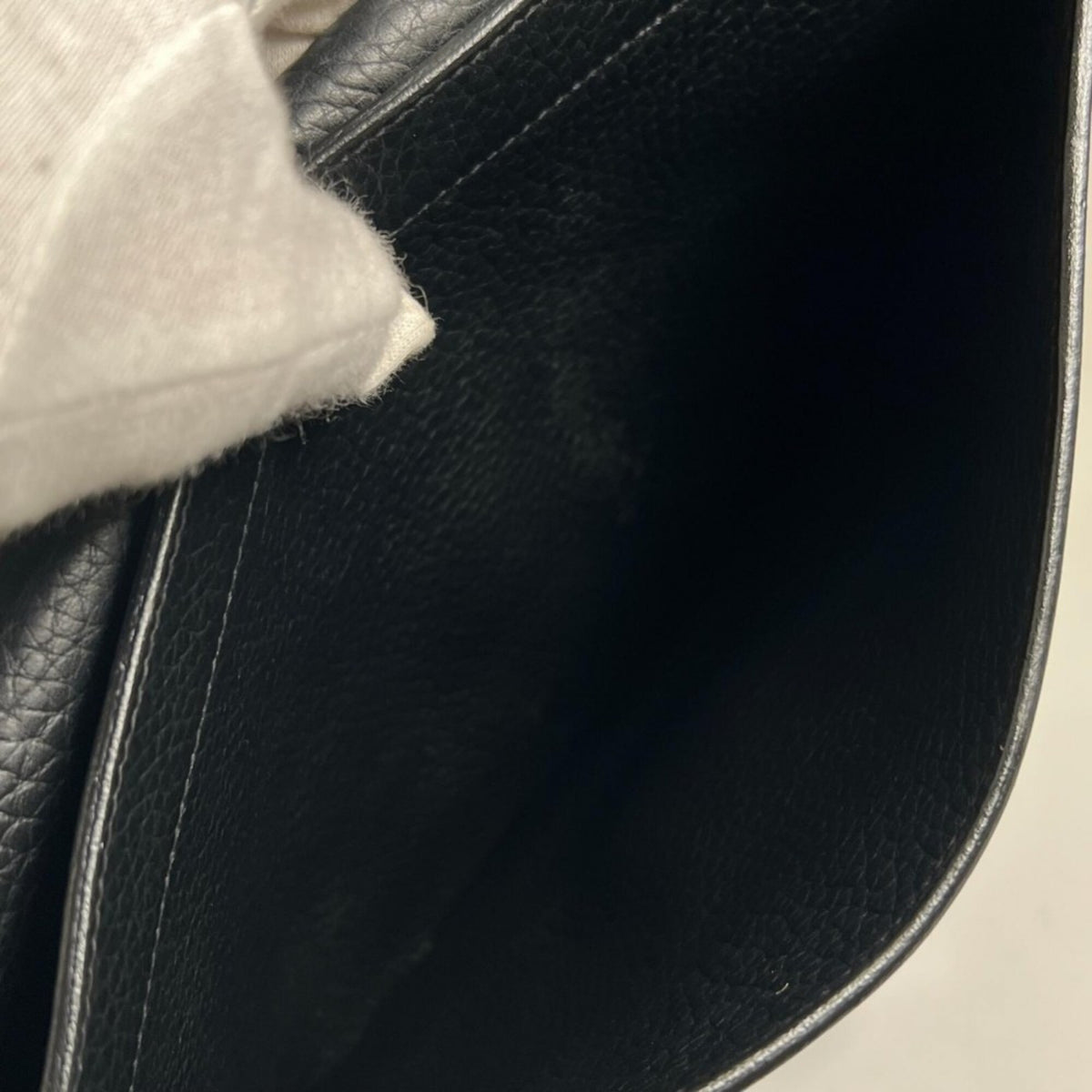 Hermes Black Leather Handbag (Pre-Owned)