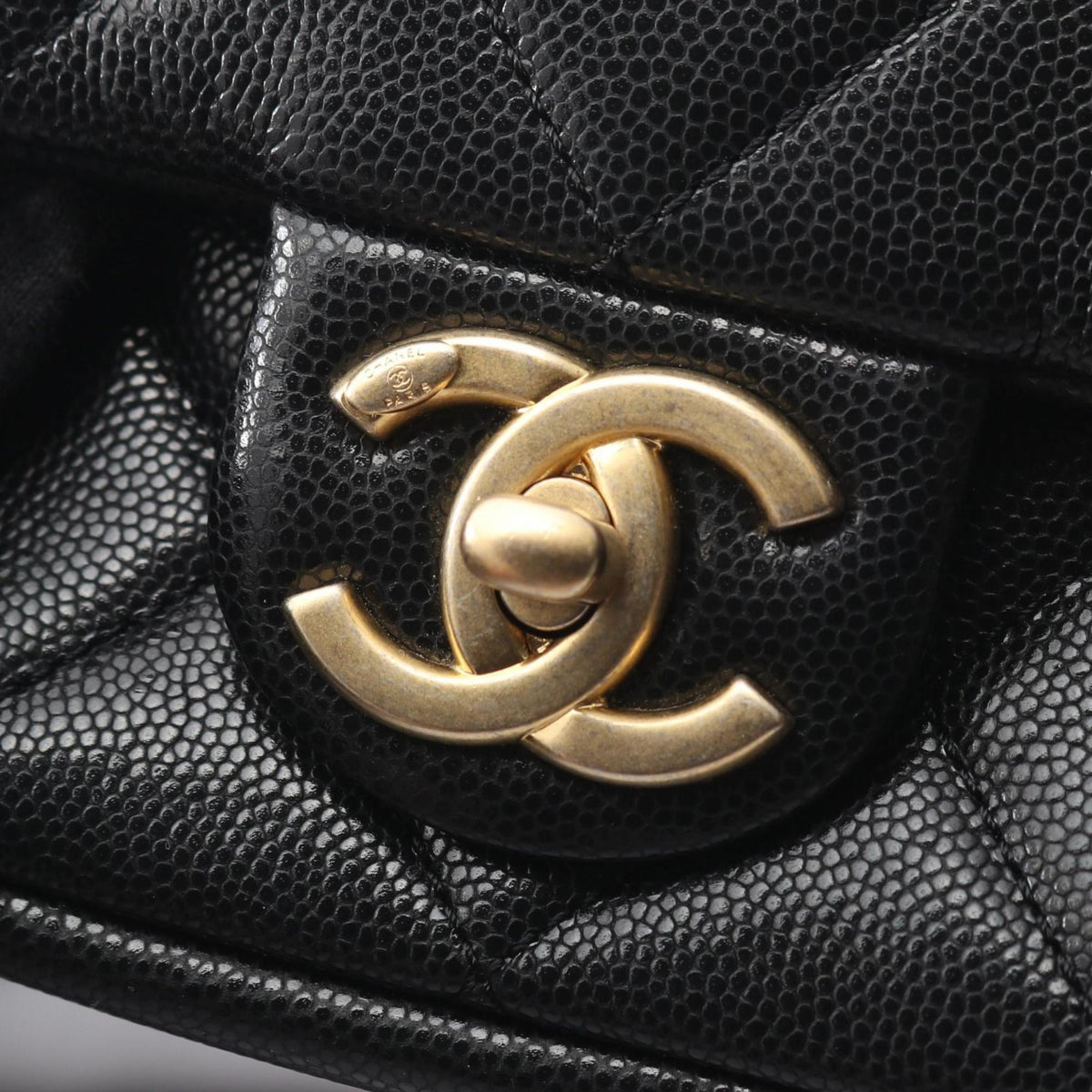Chanel Black Leather Handbag Shoulder Bag (Pre-Owned)